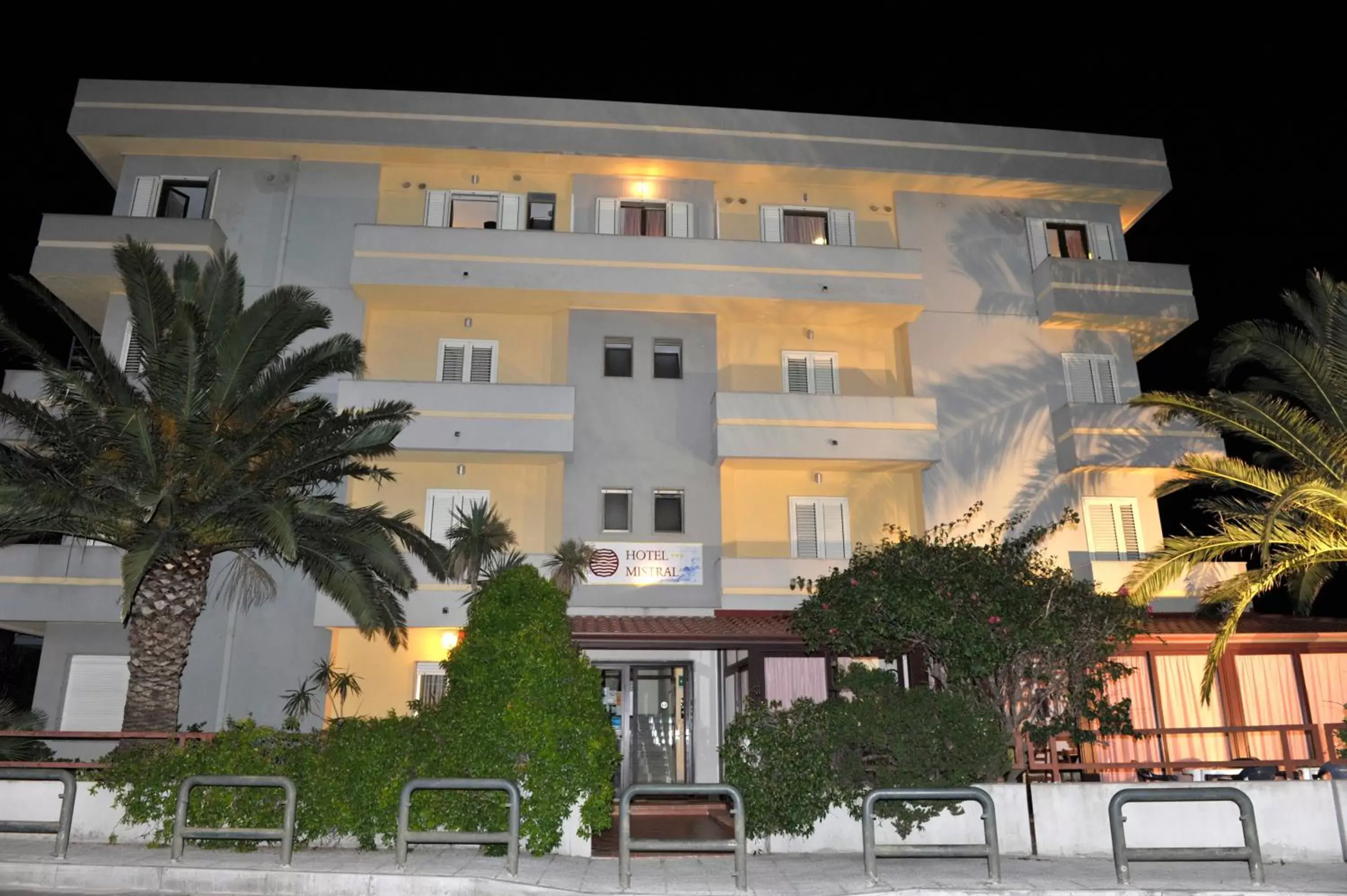 Facade/entrance, Property Building in Hotel Mistral