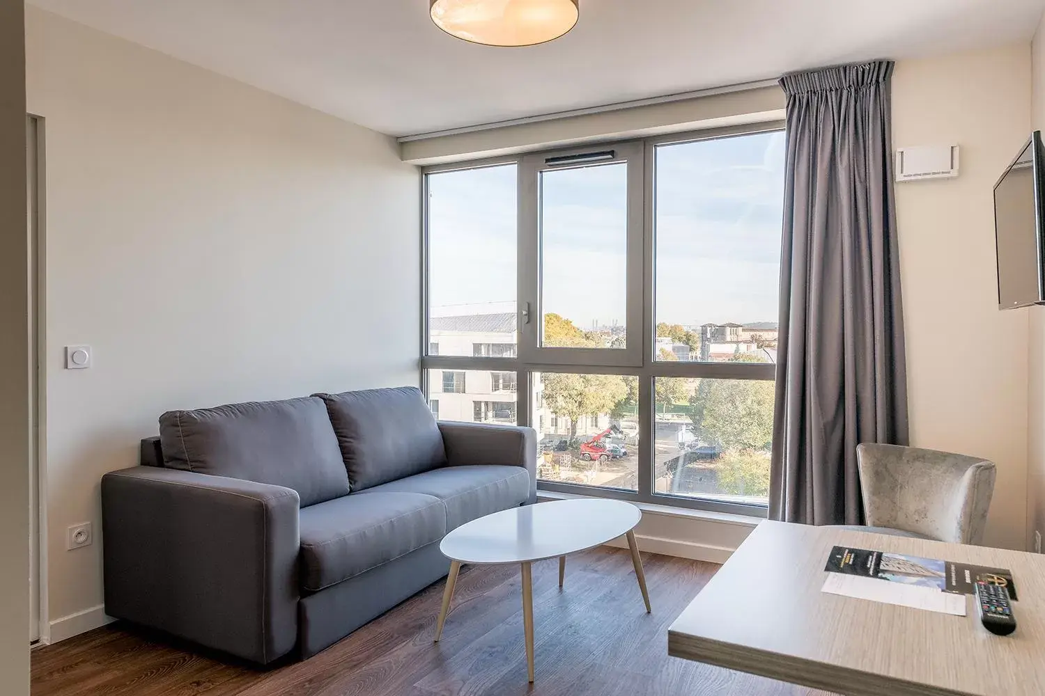 Living room, Seating Area in All Suites Bordeaux Marne – Gare Saint-Jean