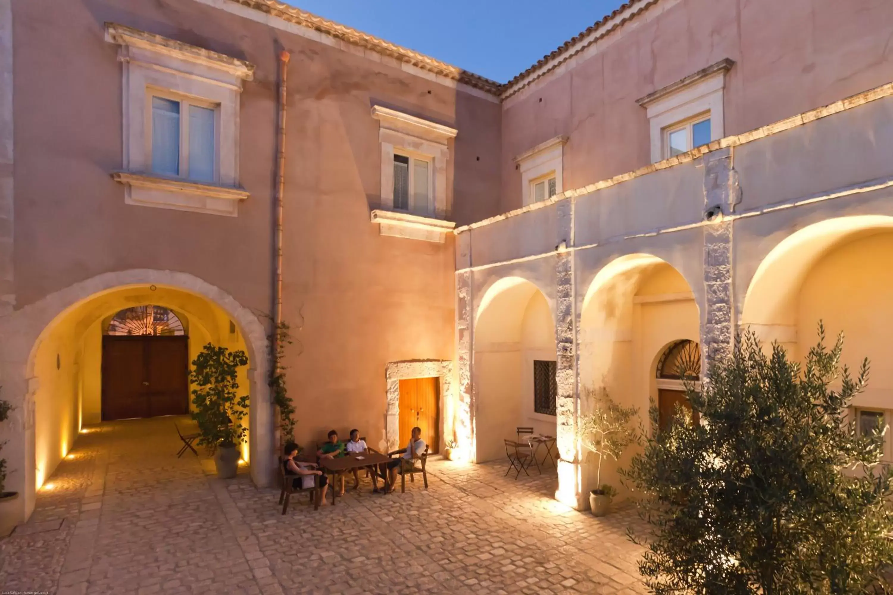 Patio, Property Building in Palazzo Gambuzza