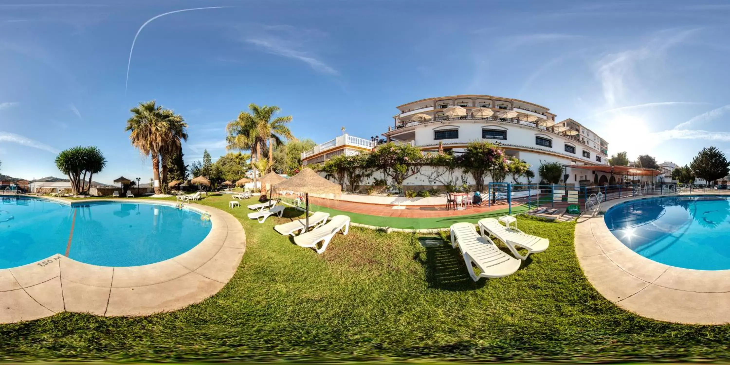 Pool view, Swimming Pool in Hotel y Bungalows Balcón de Competa
