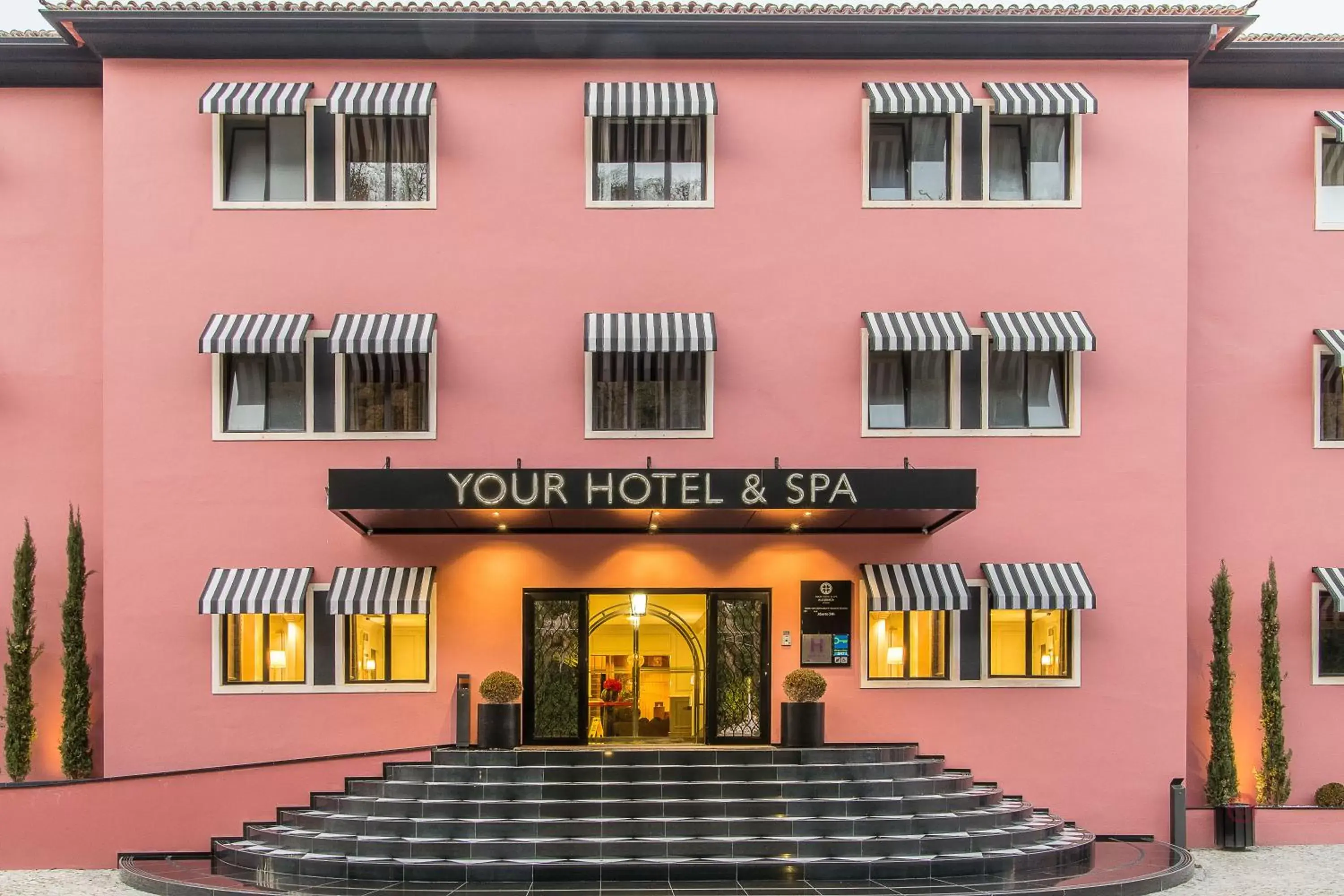 Facade/entrance in Your Hotel & Spa Alcobaça