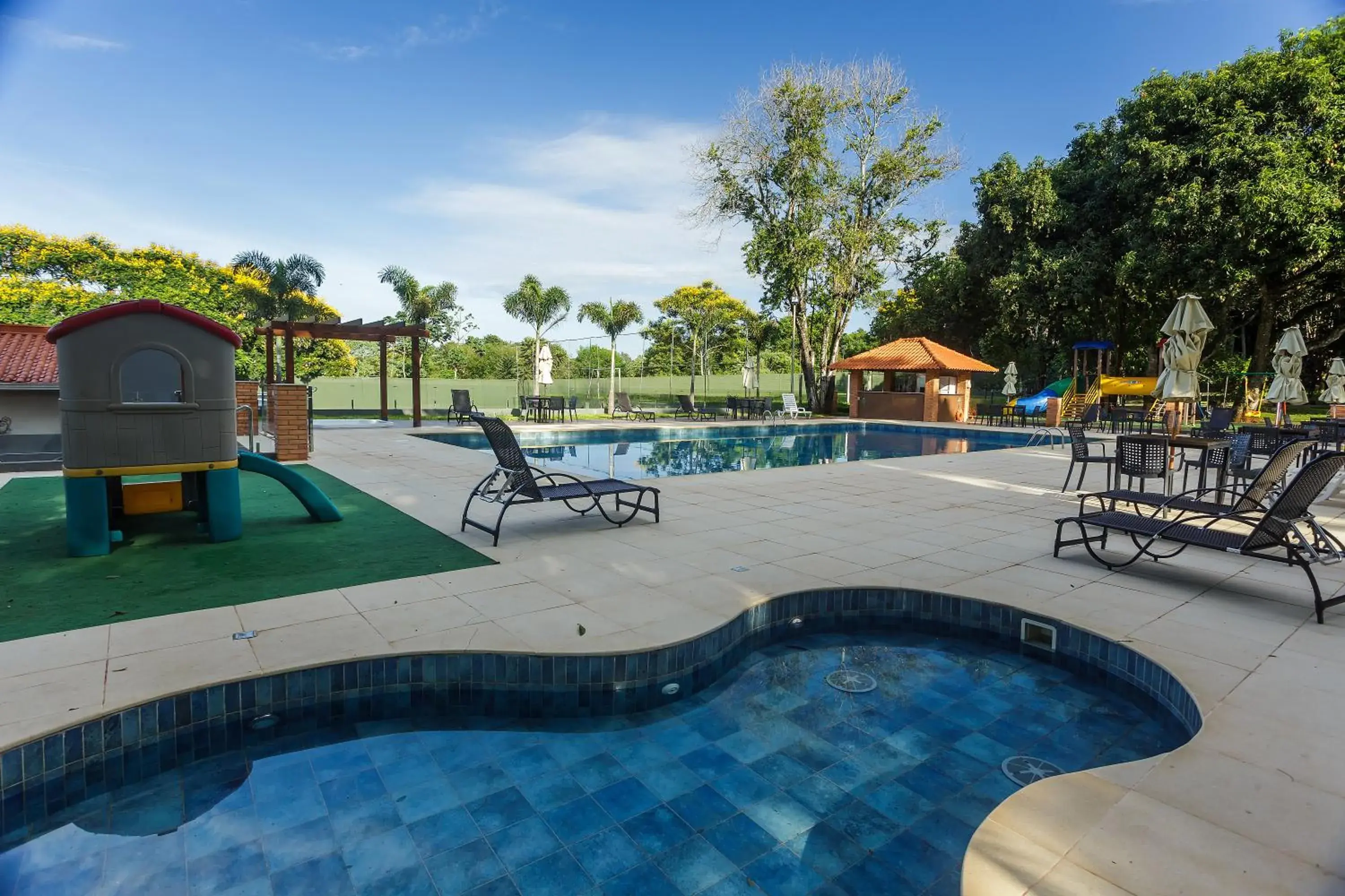 Swimming Pool in Cataratas Park Hotel