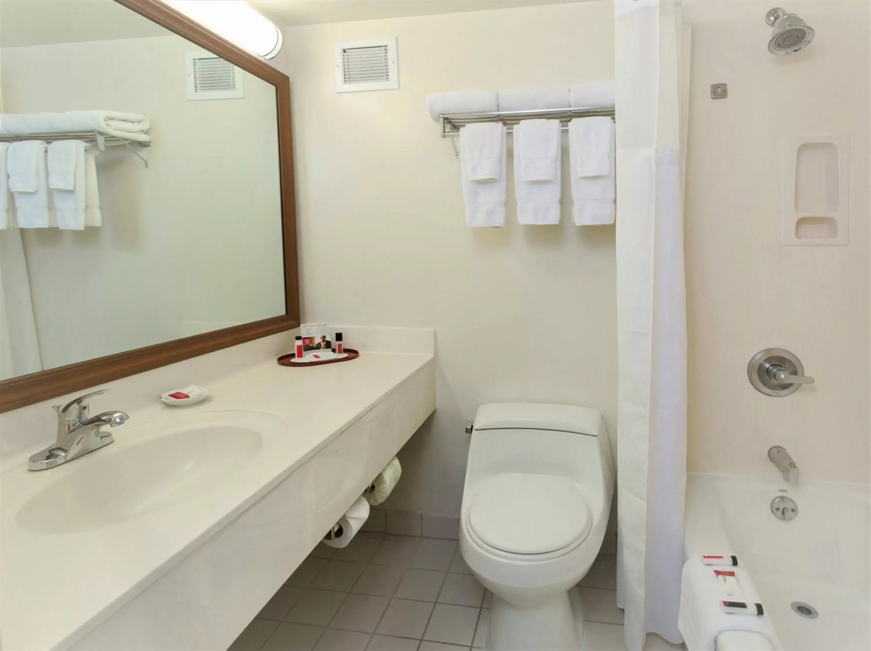 Shower, Bathroom in Ramada Plaza by Wyndham Waikiki