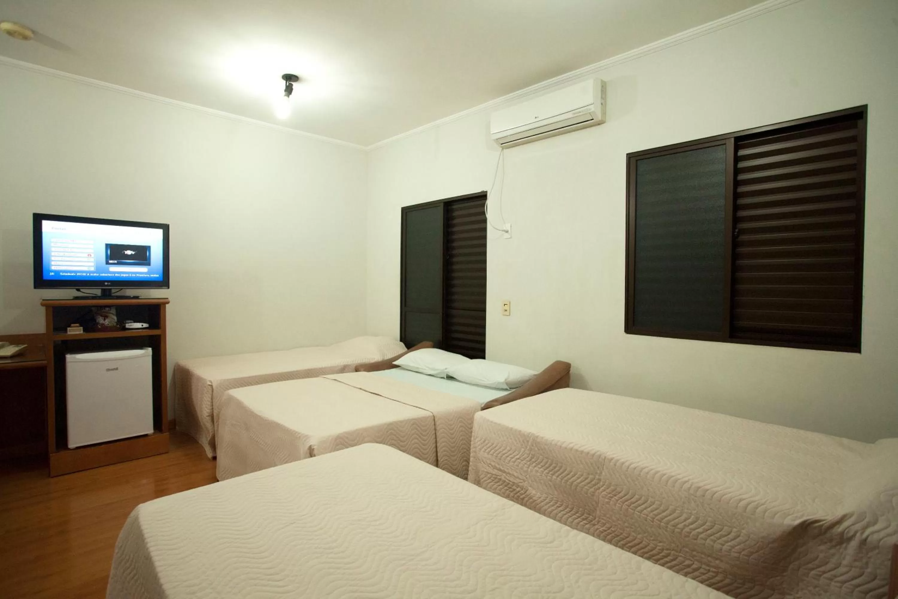 Photo of the whole room, Bed in Indaiá Hotel Residence