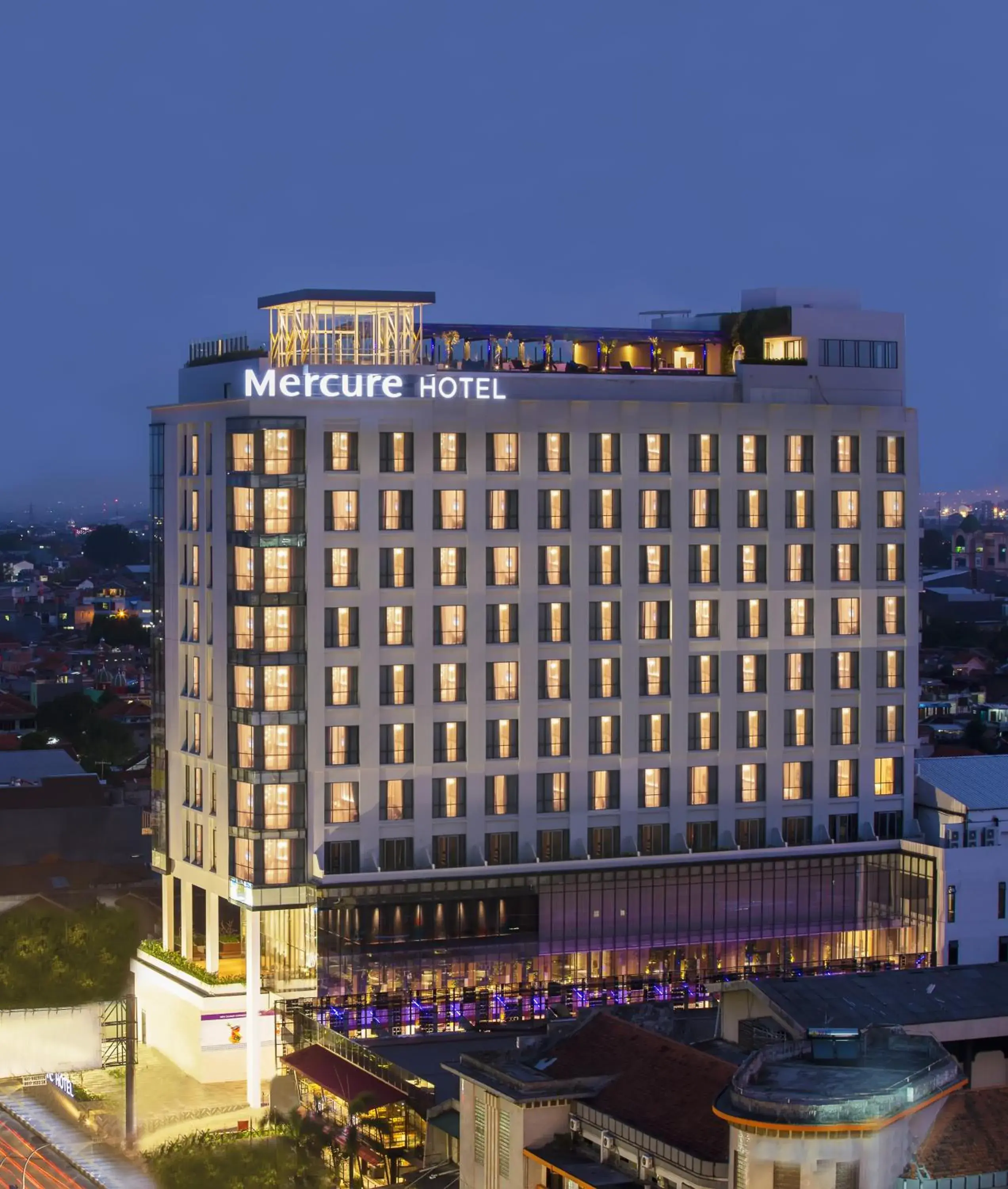 Property Building in Hotel Mercure Bandung City Centre