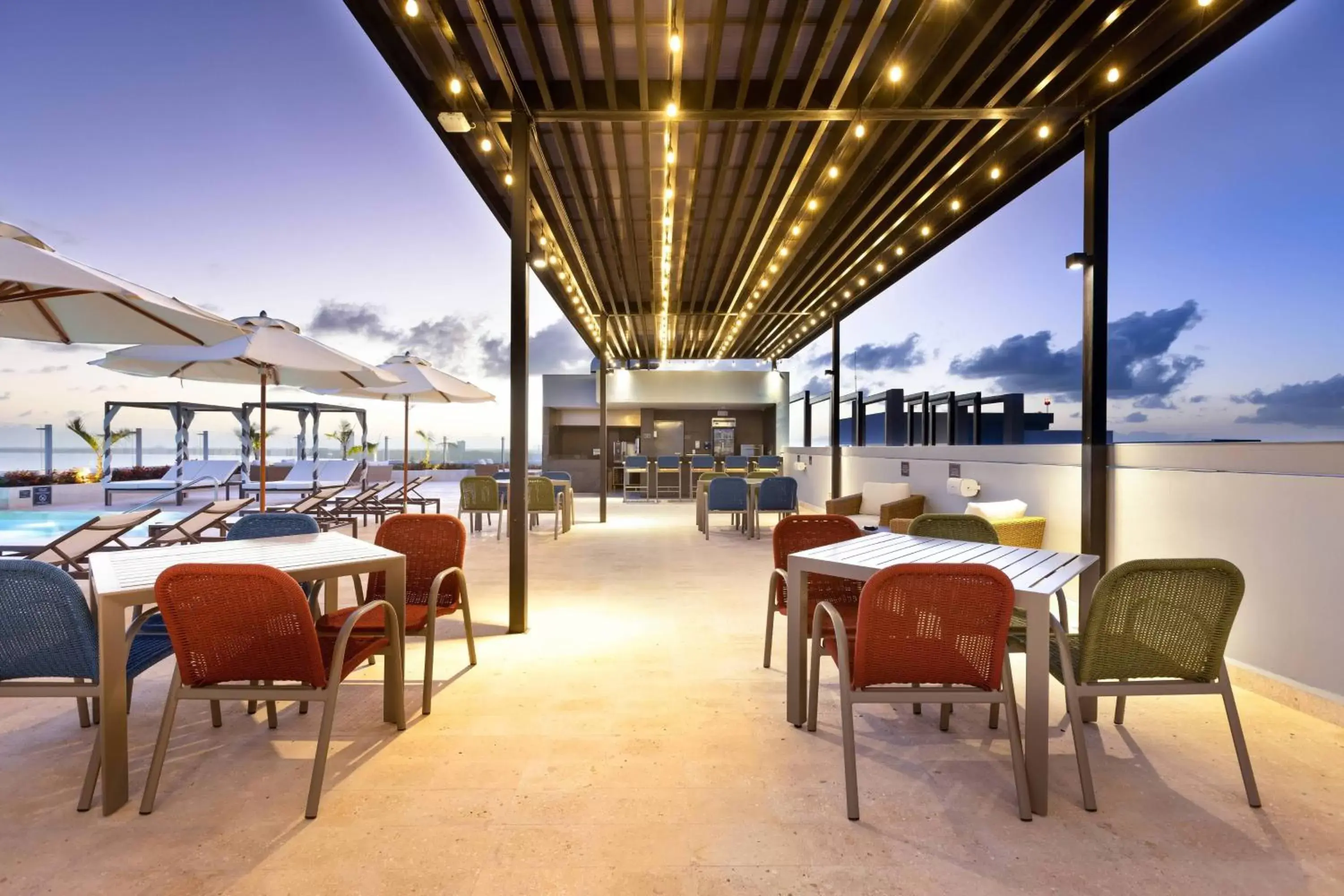 Other, Restaurant/Places to Eat in Residence Inn by Marriott Cancun Hotel Zone