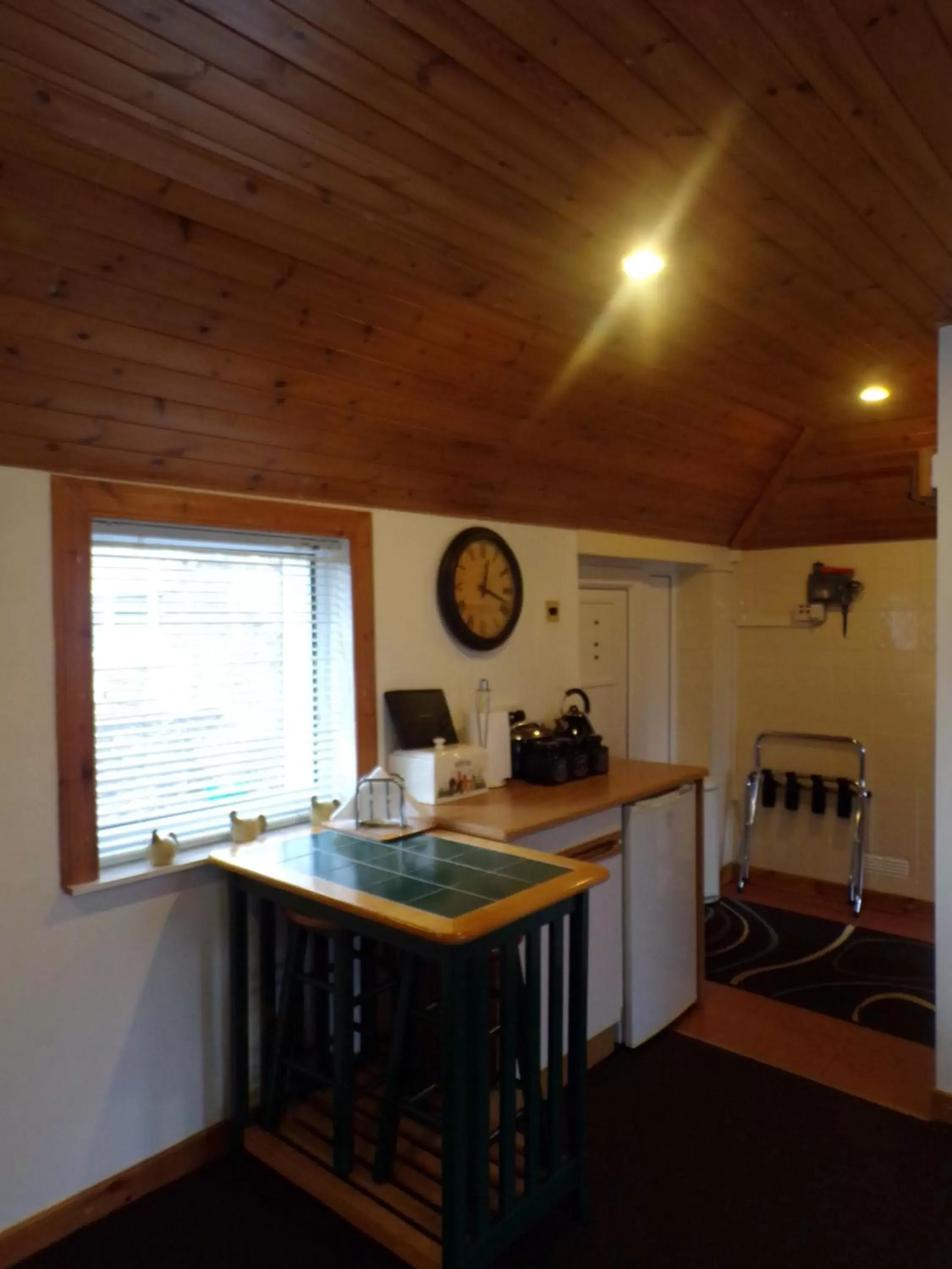 Kitchen/Kitchenette in Groom's Cottage