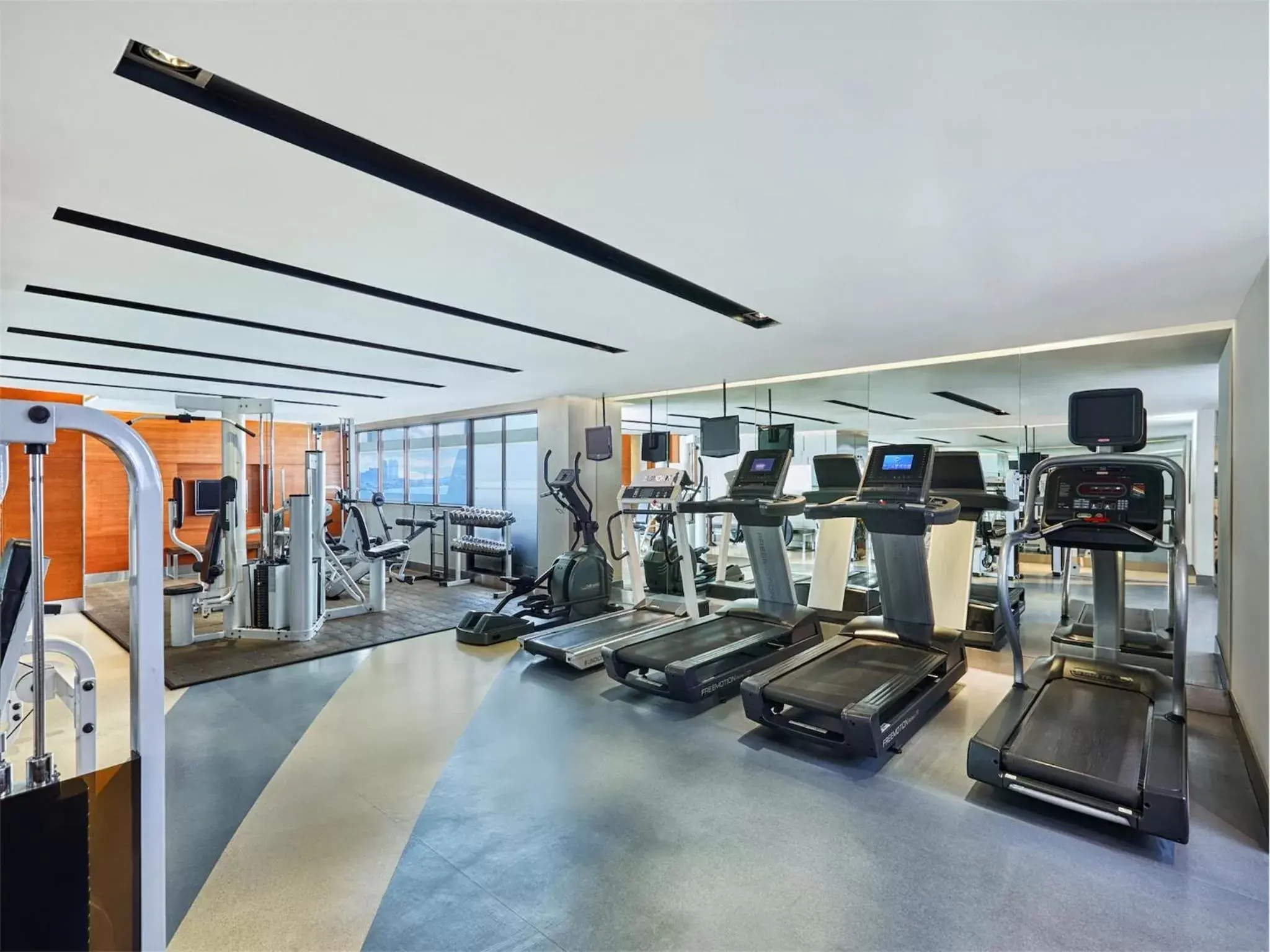 Fitness centre/facilities, Fitness Center/Facilities in Centre Point Silom