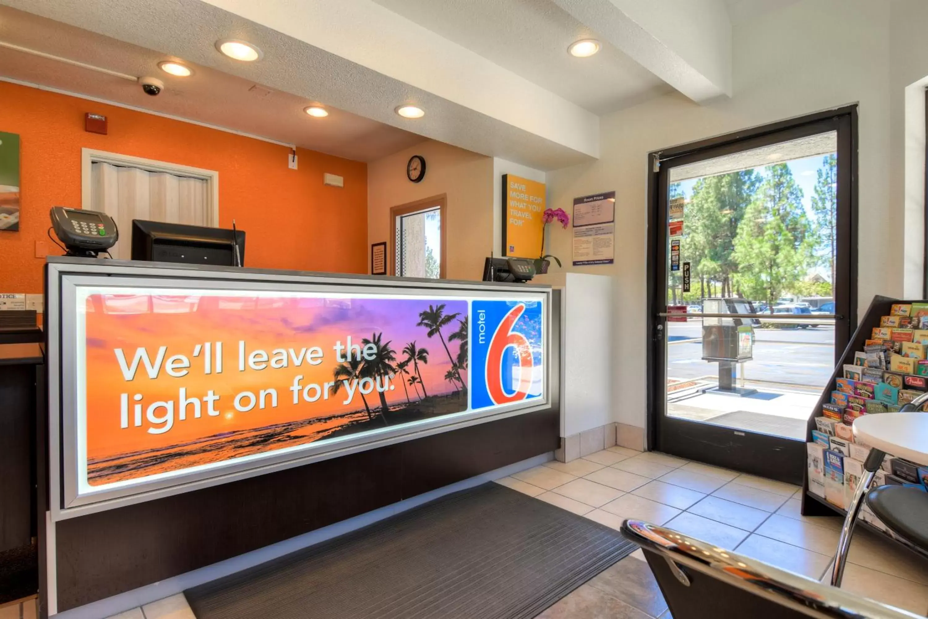 Lobby or reception in Motel 6-San Dimas, CA - Los Angeles Lobby or reception in Motel 6-San Dimas, CA - Los Angeles