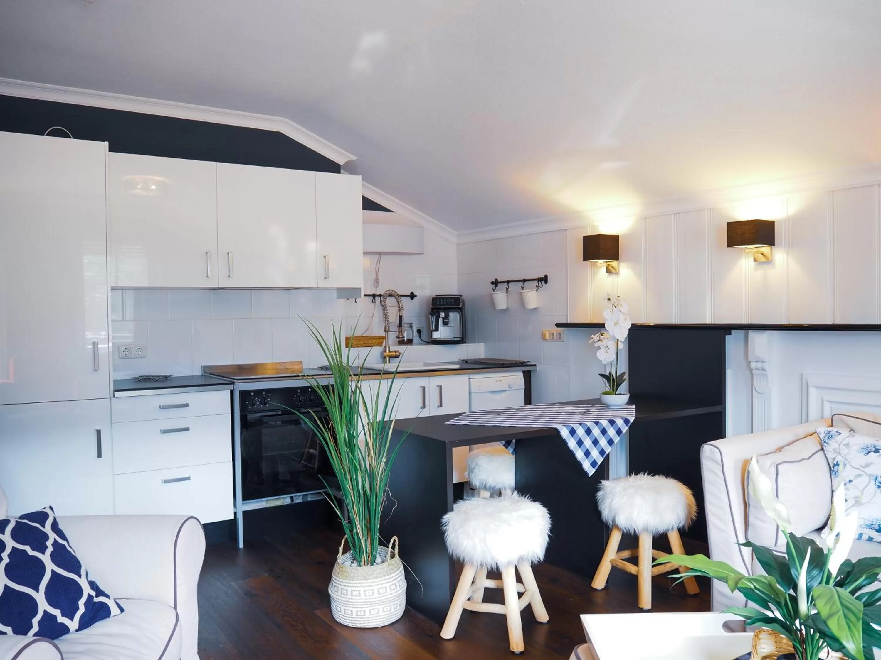 Kitchen or kitchenette, Kitchen/Kitchenette in Sauna & Whirlpool - ALPENLIEBE APARTments