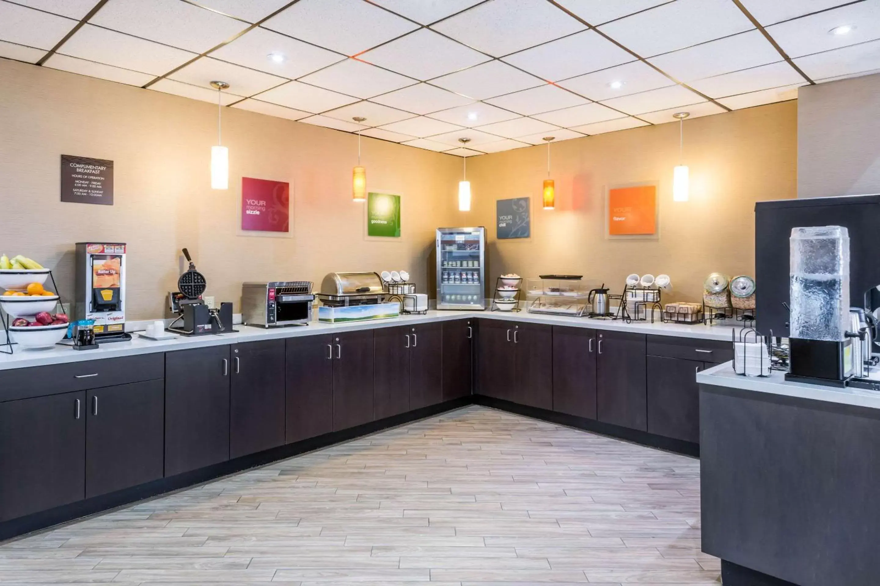 Restaurant/places to eat in Comfort Inn & Suites Restaurant/places to eat in Comfort Inn & Suites