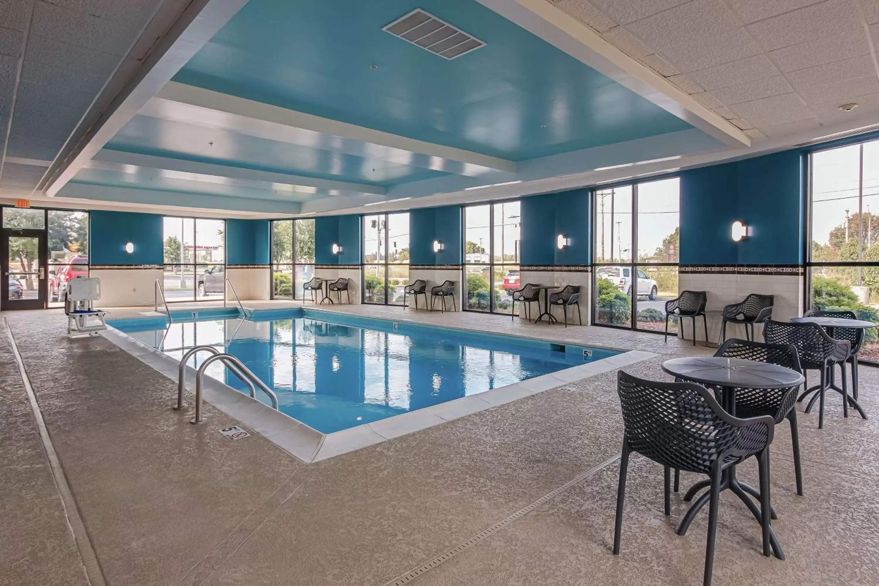 Pool view in Hampton Inn Oak Grove Fort Campbell Pool view in Hampton Inn Oak Grove Fort Campbell