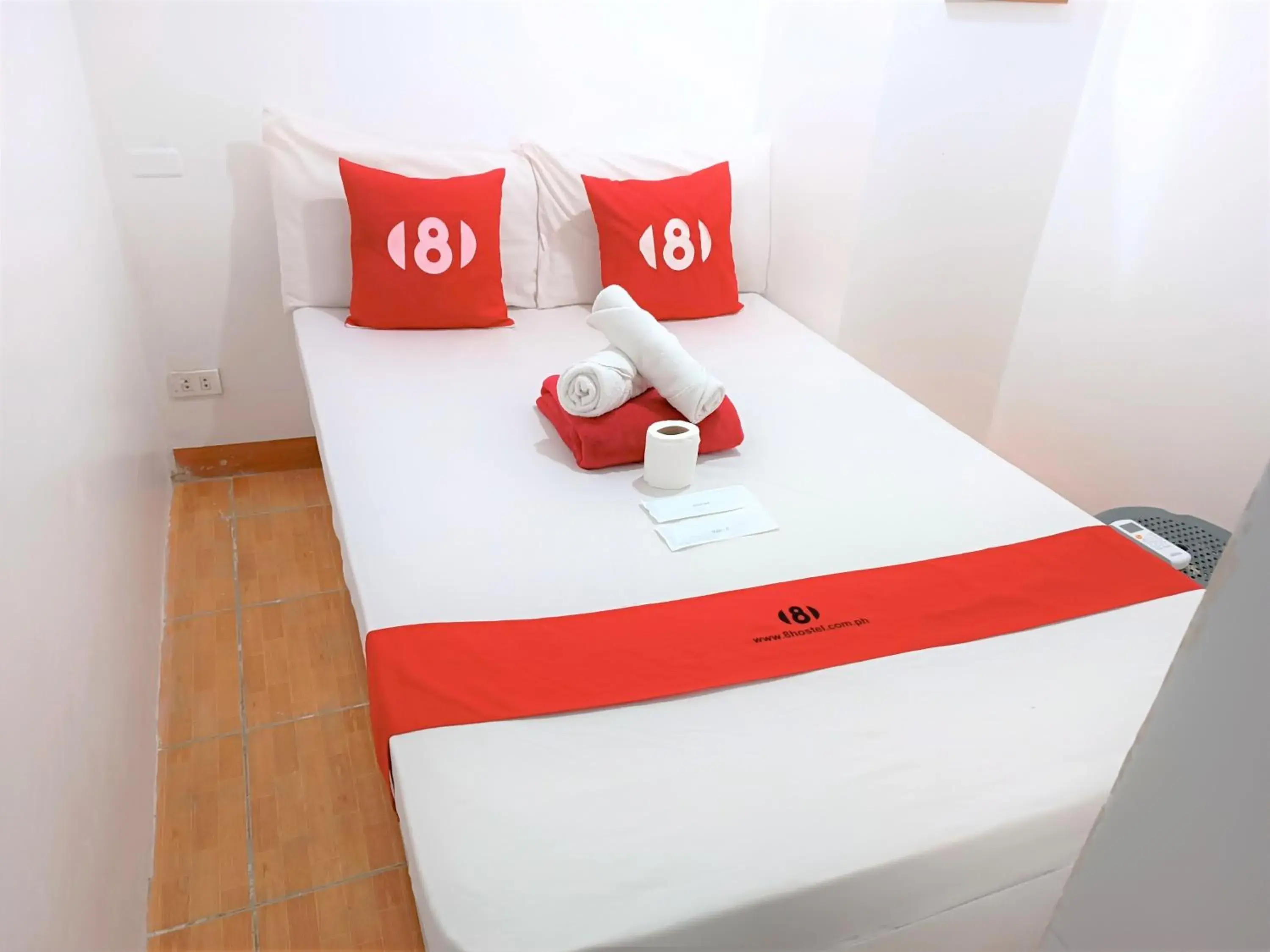 Bedroom, Bed in 8hostel
