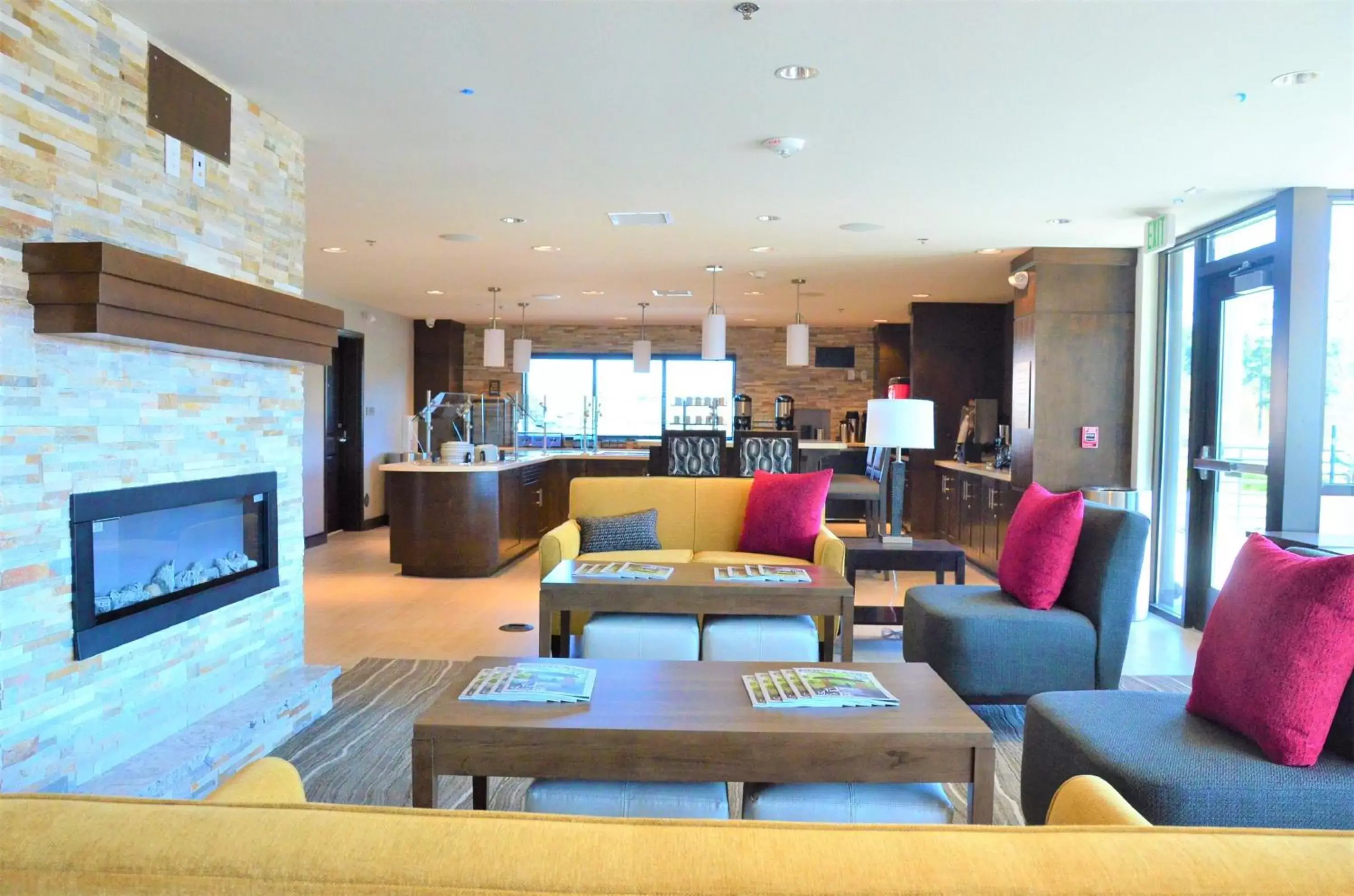 Lobby or reception in Staybridge Suites - Orenco Station, an IHG Hotel