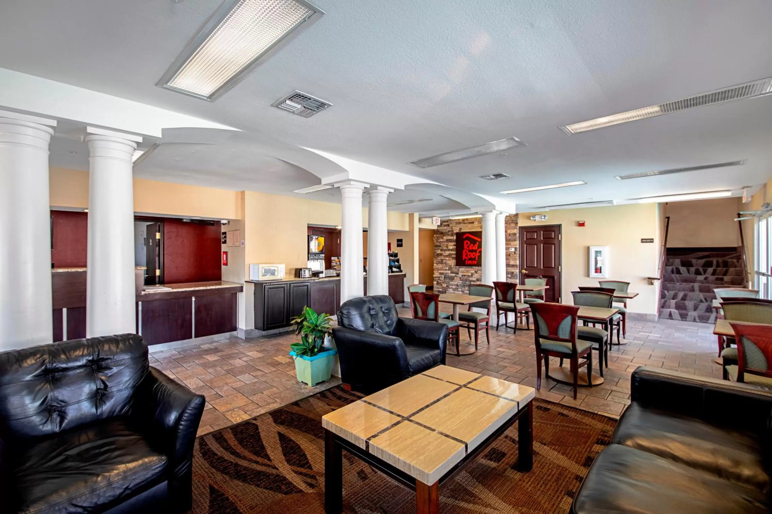 Lobby or reception in Red Roof Inn San Marcos