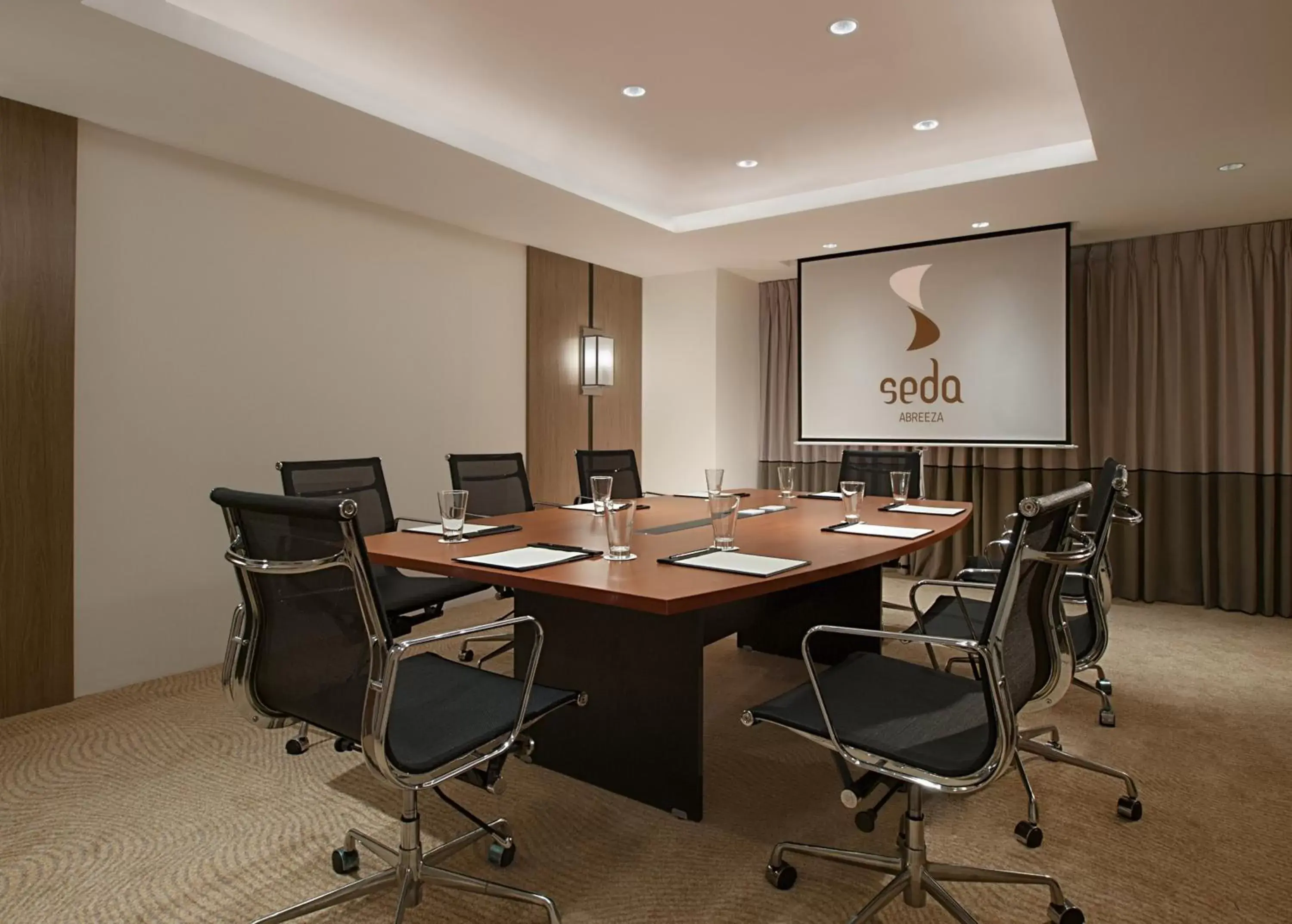 Business facilities in Seda Abreeza Hotel