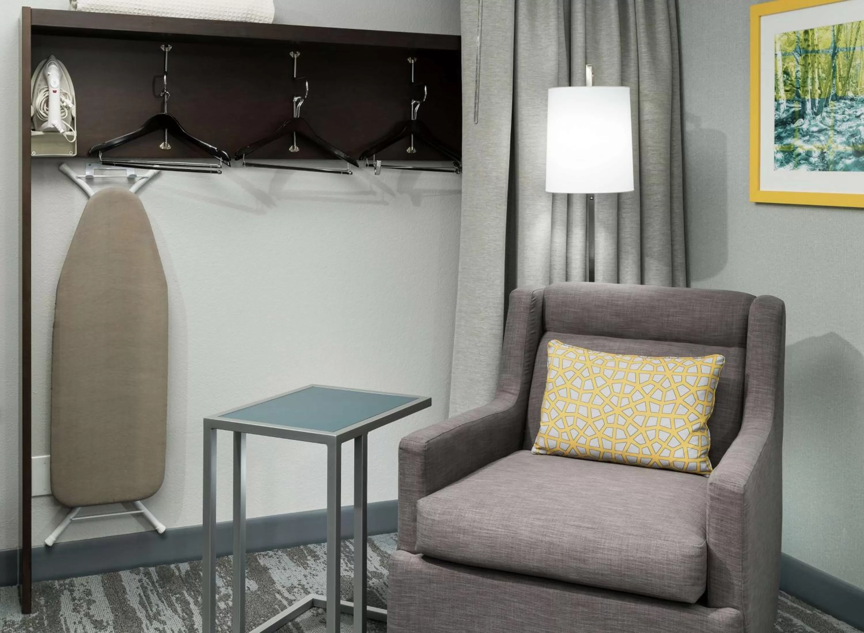 Living room in Hampton Inn Los Angeles Santa Clarita