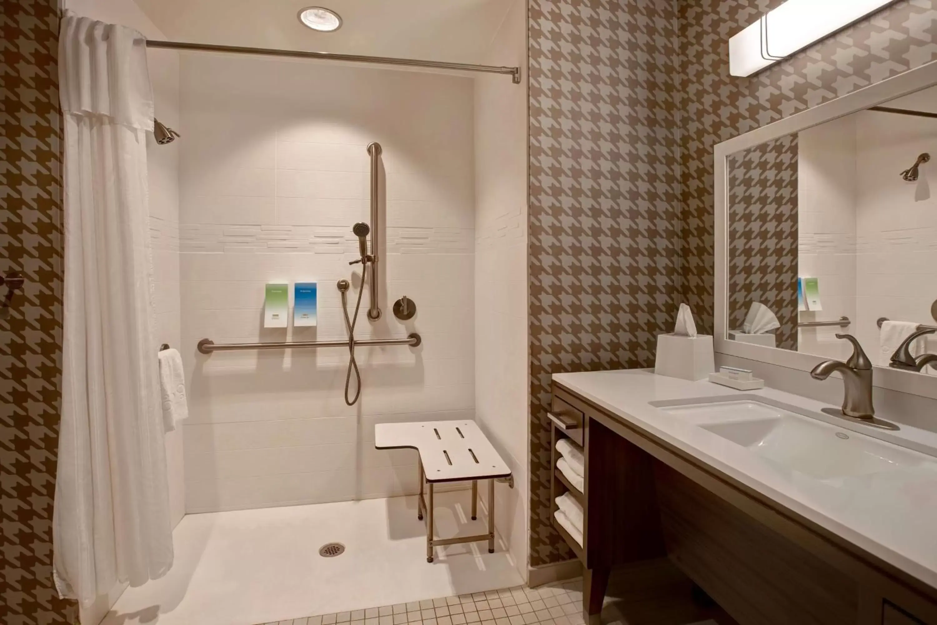 Bathroom in Home2 Suites By Hilton San Antonio Riverwalk