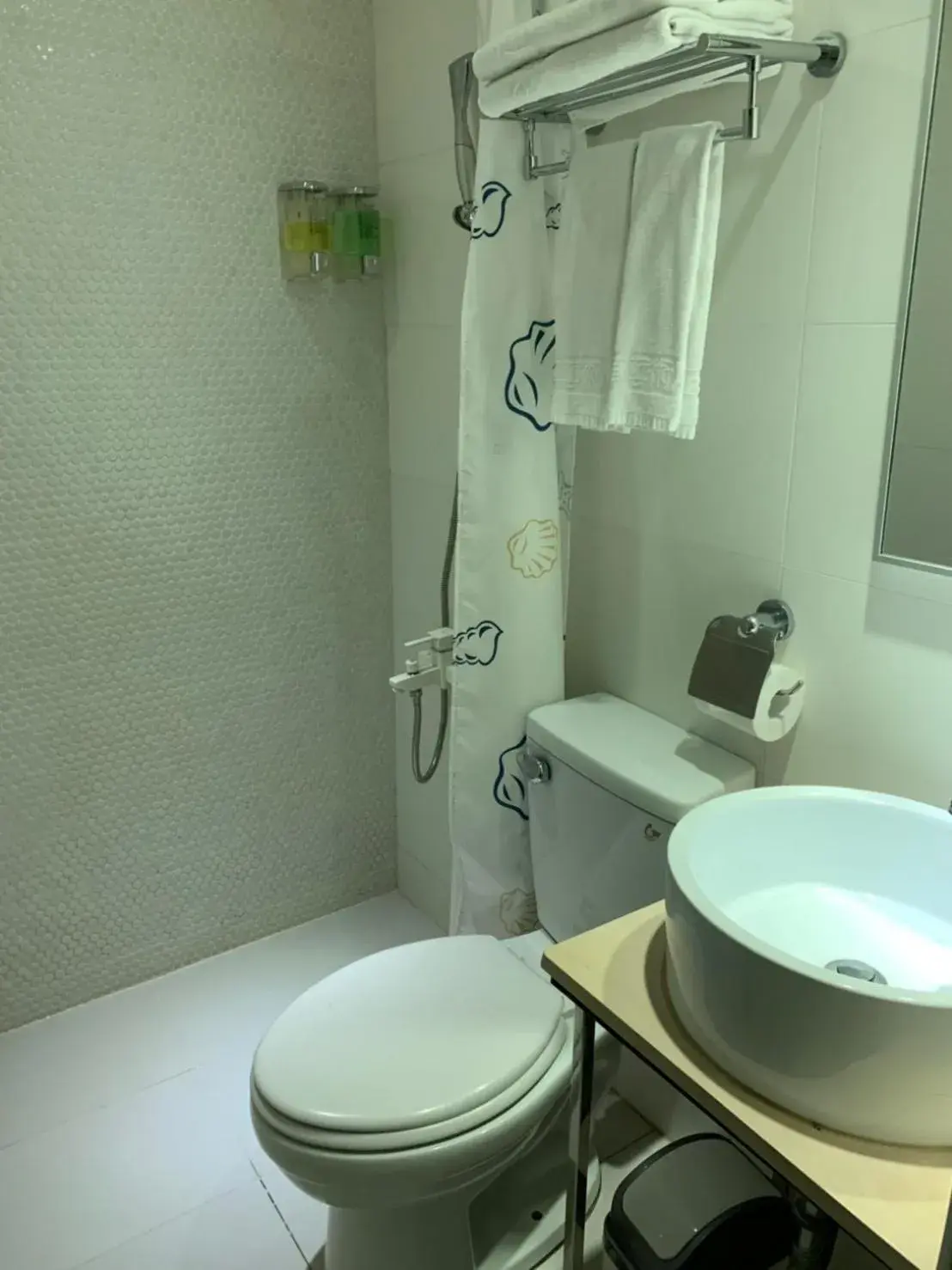 Shower, Bathroom in Herb Art Hotel