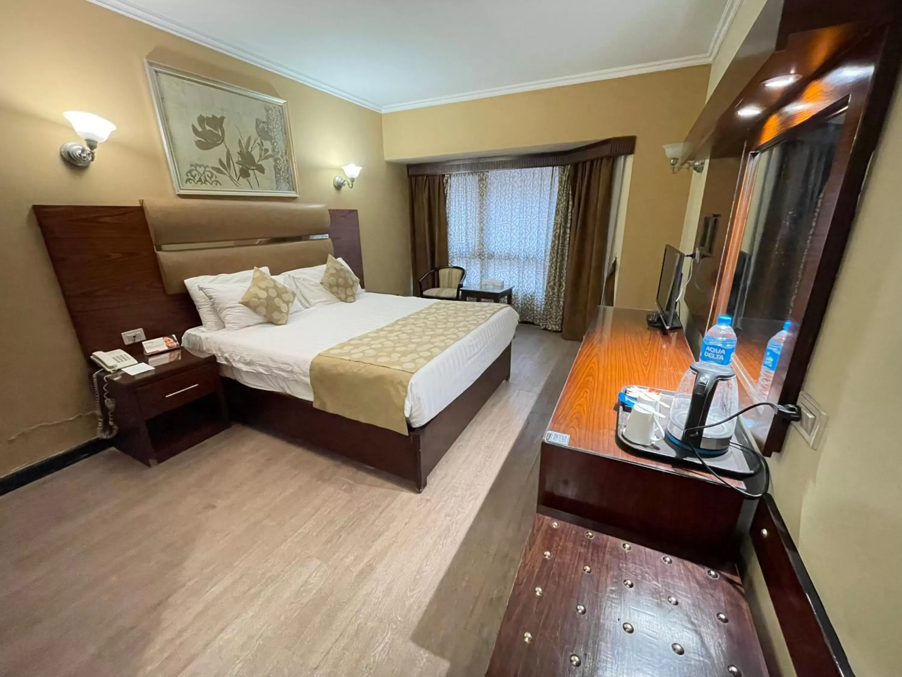 Photo of the whole room in Pyramisa Suites Hotel Cairo