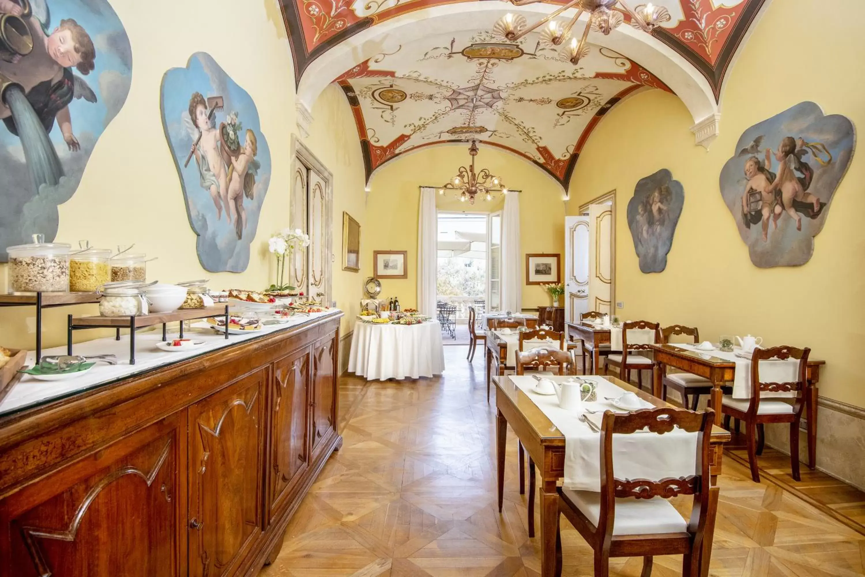 Breakfast, Restaurant/Places to Eat in Relais degli Angeli Residenza d'Epoca