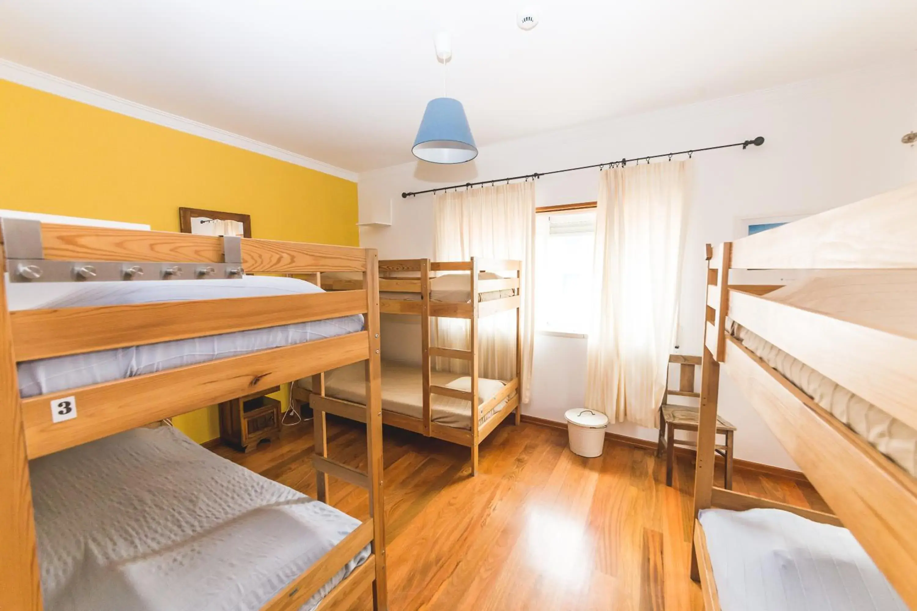 Bunk Bed in Ericeira Chill Hill Hostel & Private Rooms