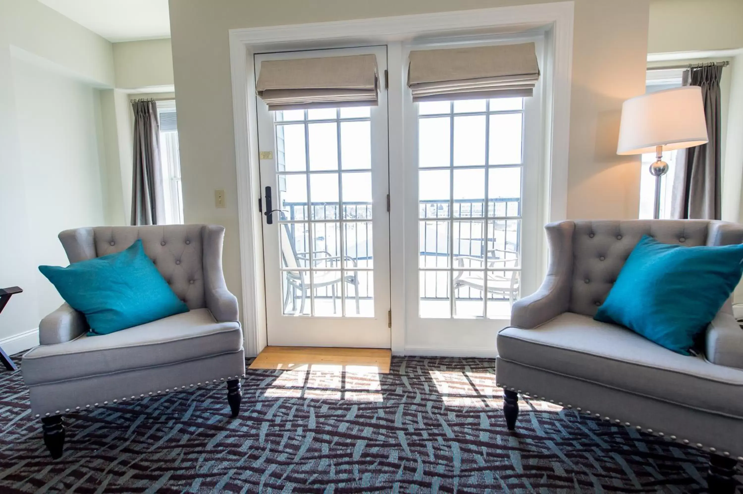 Seating Area in Union Bluff Hotel