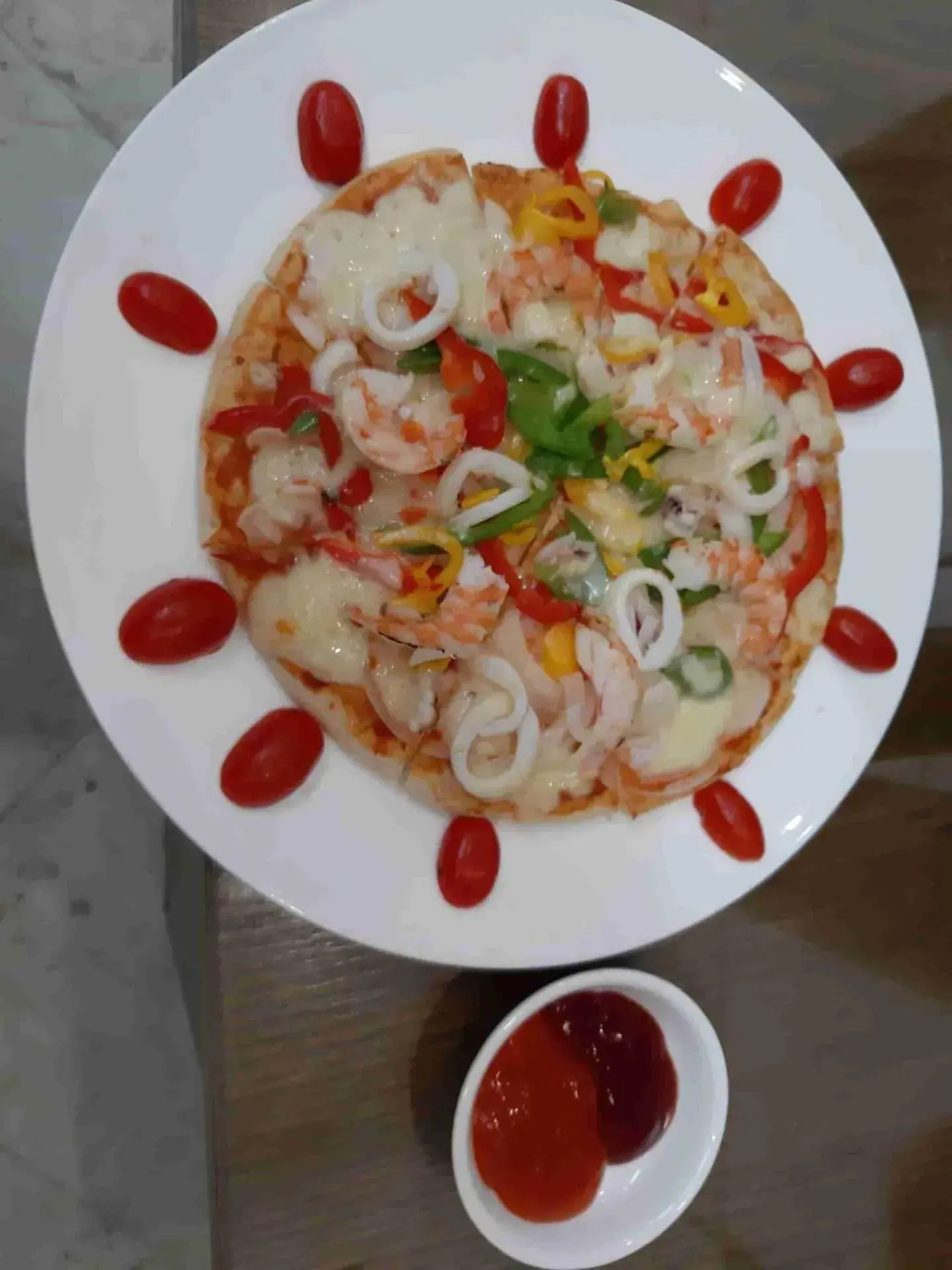 Property building in Maple Leaf Hotel & Apartment Property building in Maple Leaf Hotel & Apartment