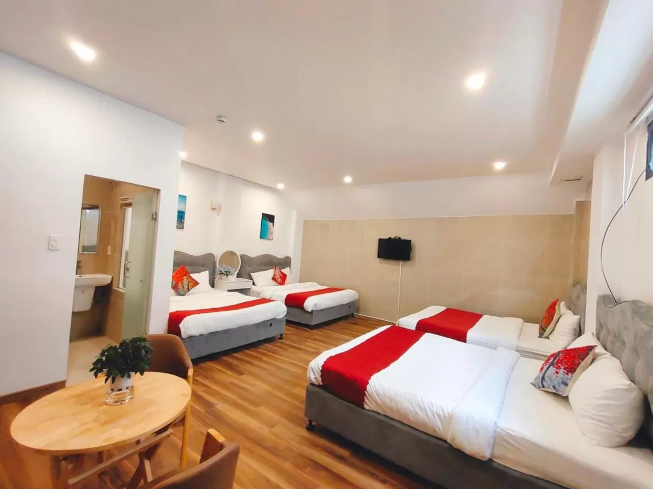 Photo of the whole room, Bed in Ngàn Phố Studio & Love Hotel
