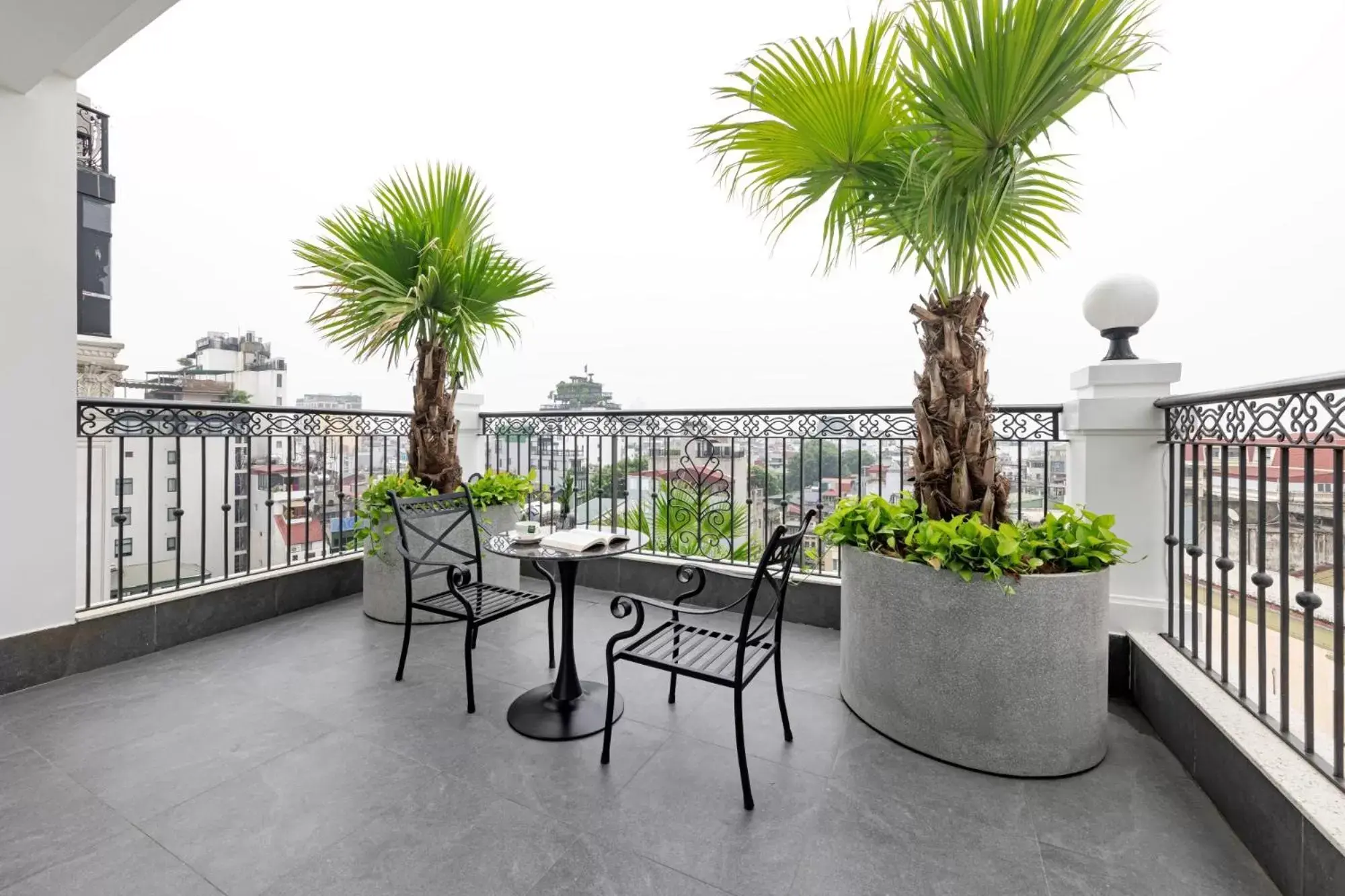 Patio, Balcony/Terrace in La Siesta Classic Hang Thung