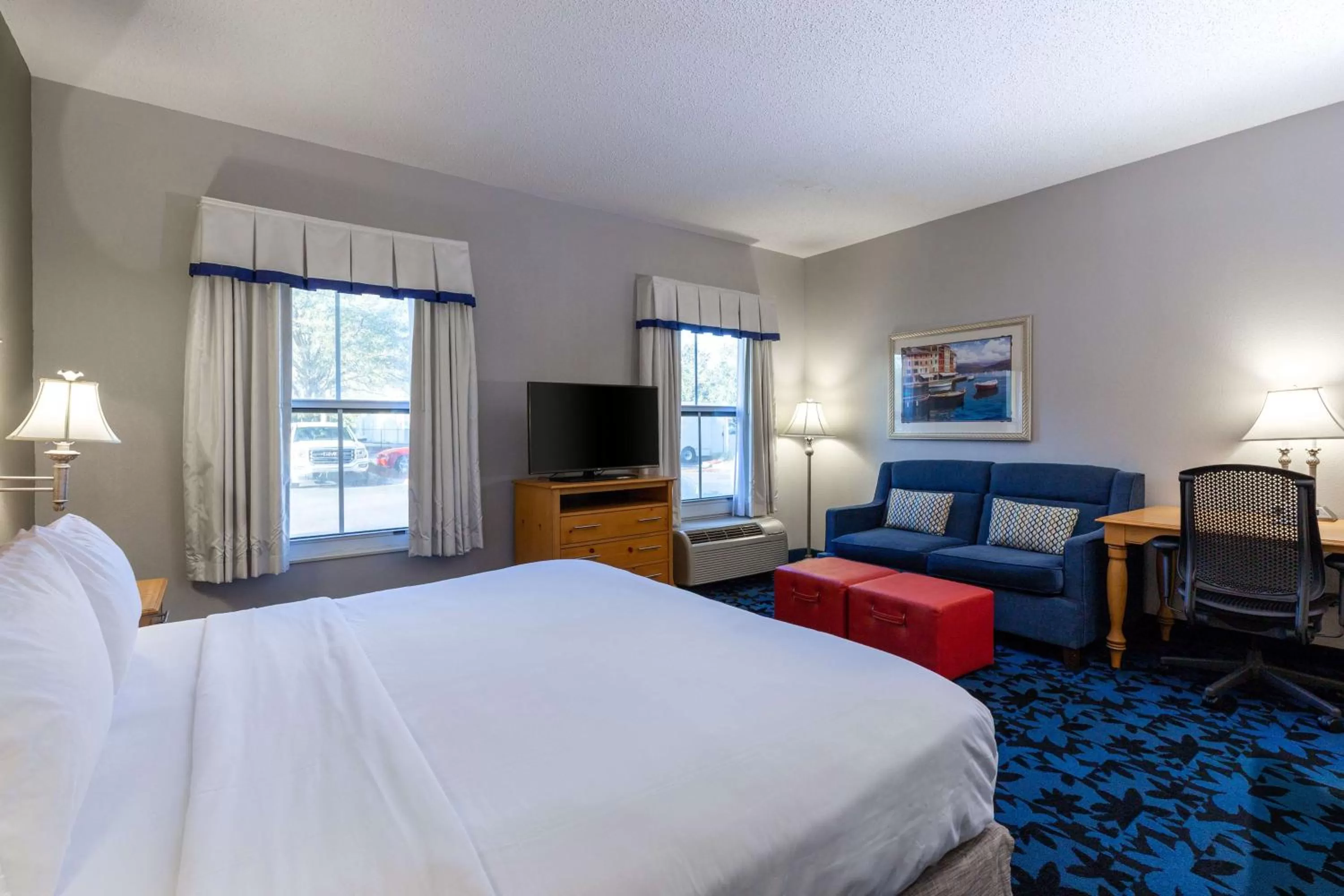 Bedroom, Bed in Hampton Inn & Suites Jacksonville Deerwood Park