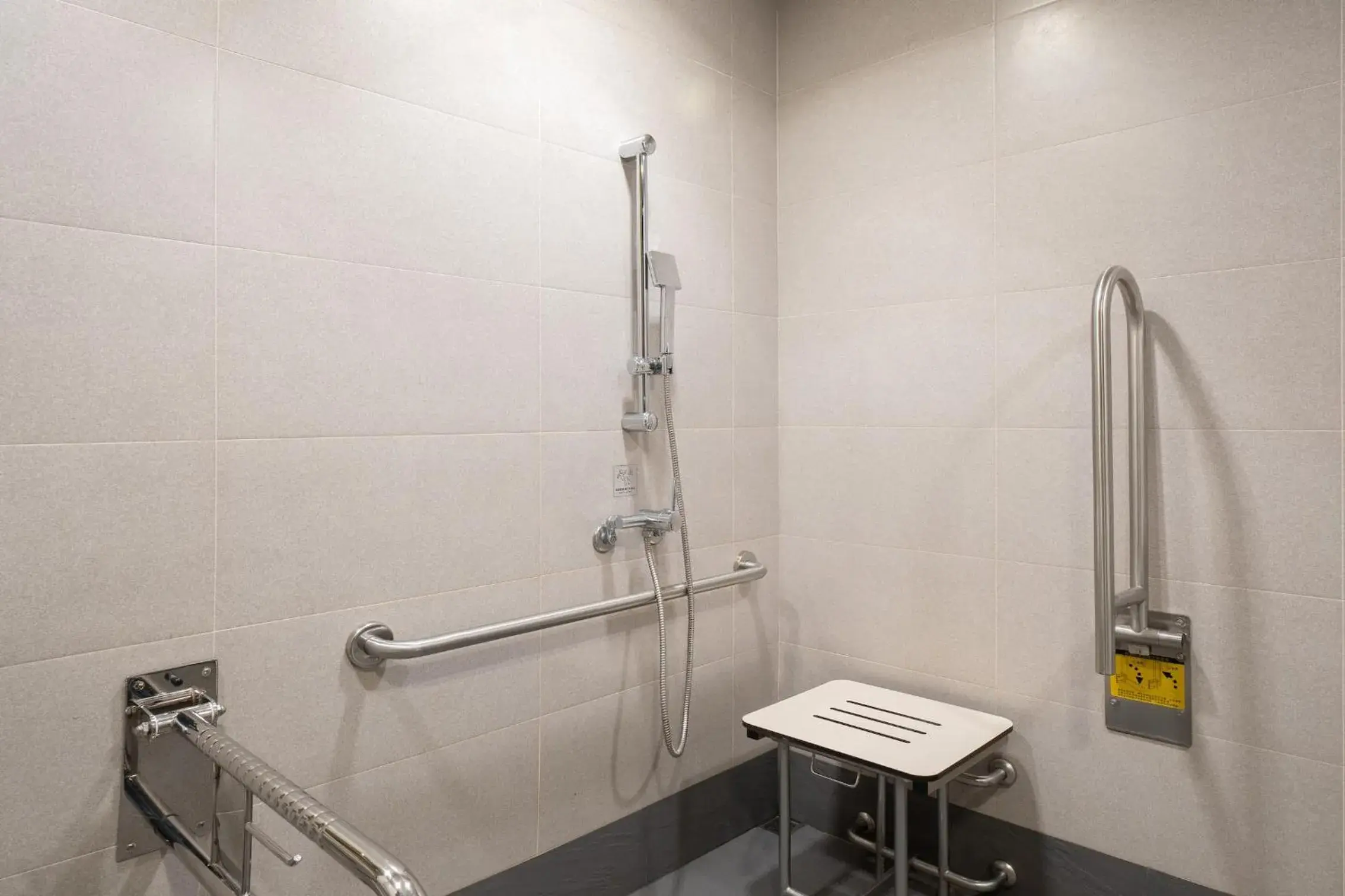 Shower, Bathroom in CHECK inn Taipei Xinyi (Quarantine Hotel)