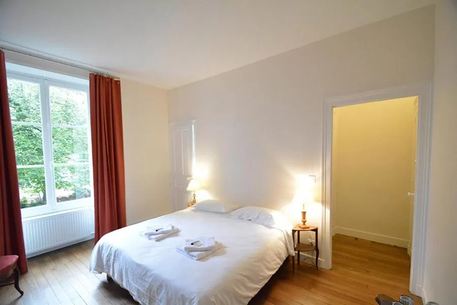 Double Room with Private Bathroom in Le Clos Des Ormeaux