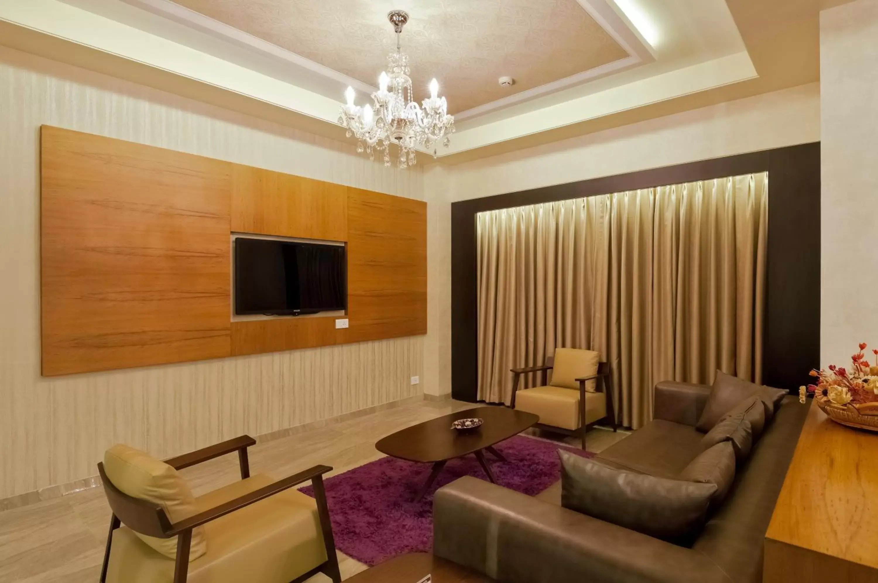 Living room, Seating Area in Ramee Panchshil