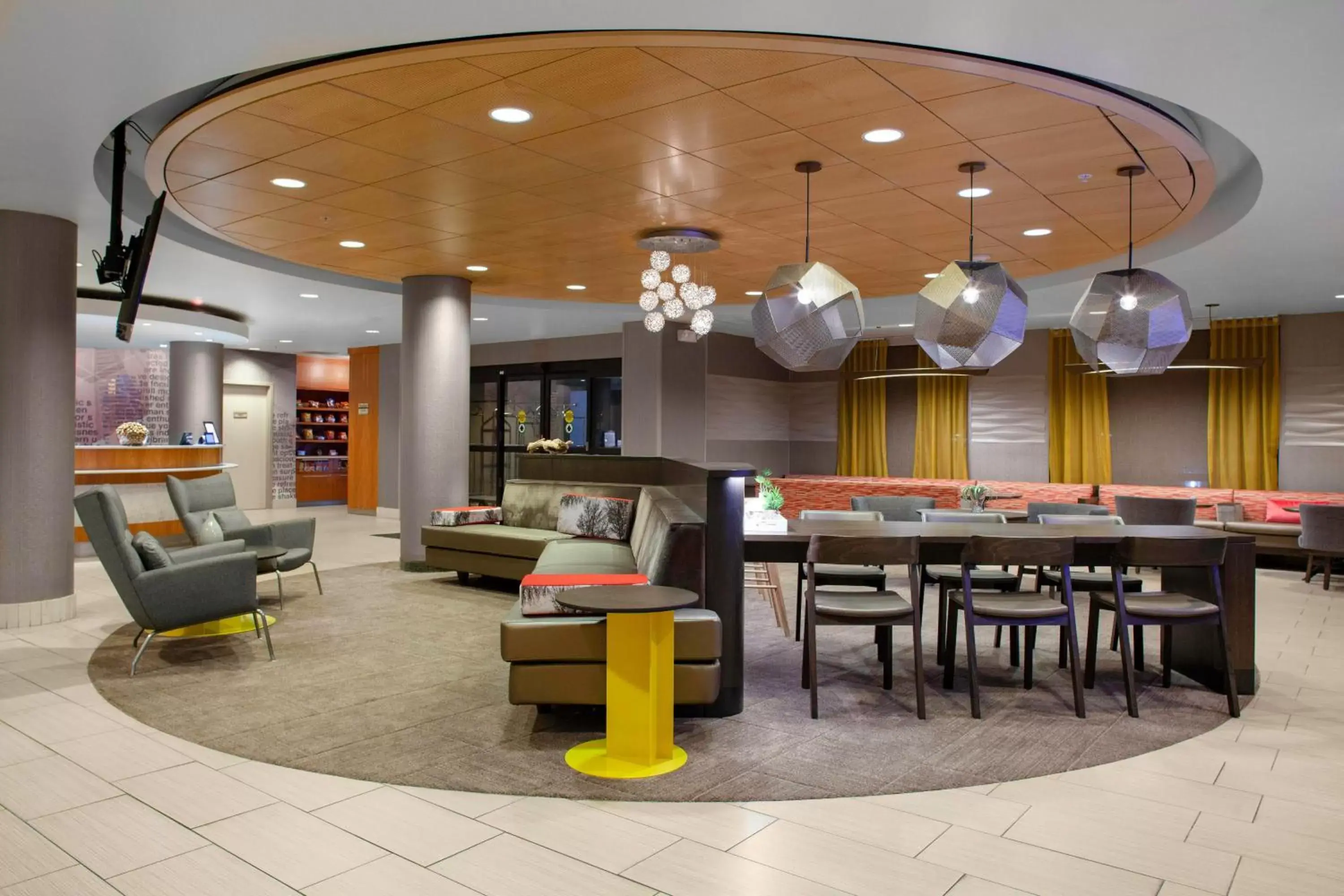 Lobby or reception in SpringHill Suites Cincinnati North Forest Park