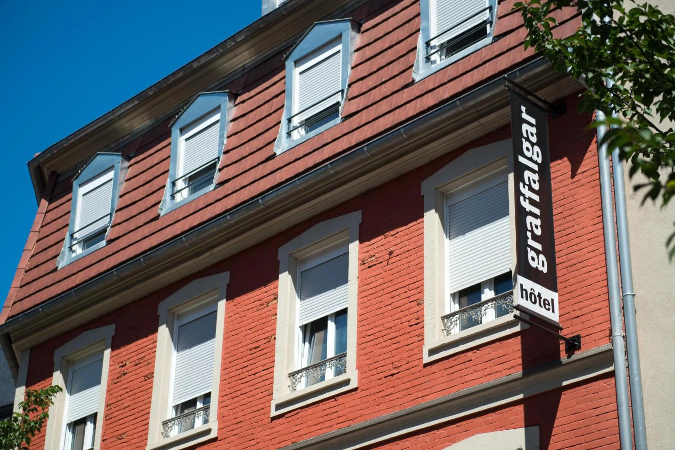Facade/entrance in Hôtel Graffalgar