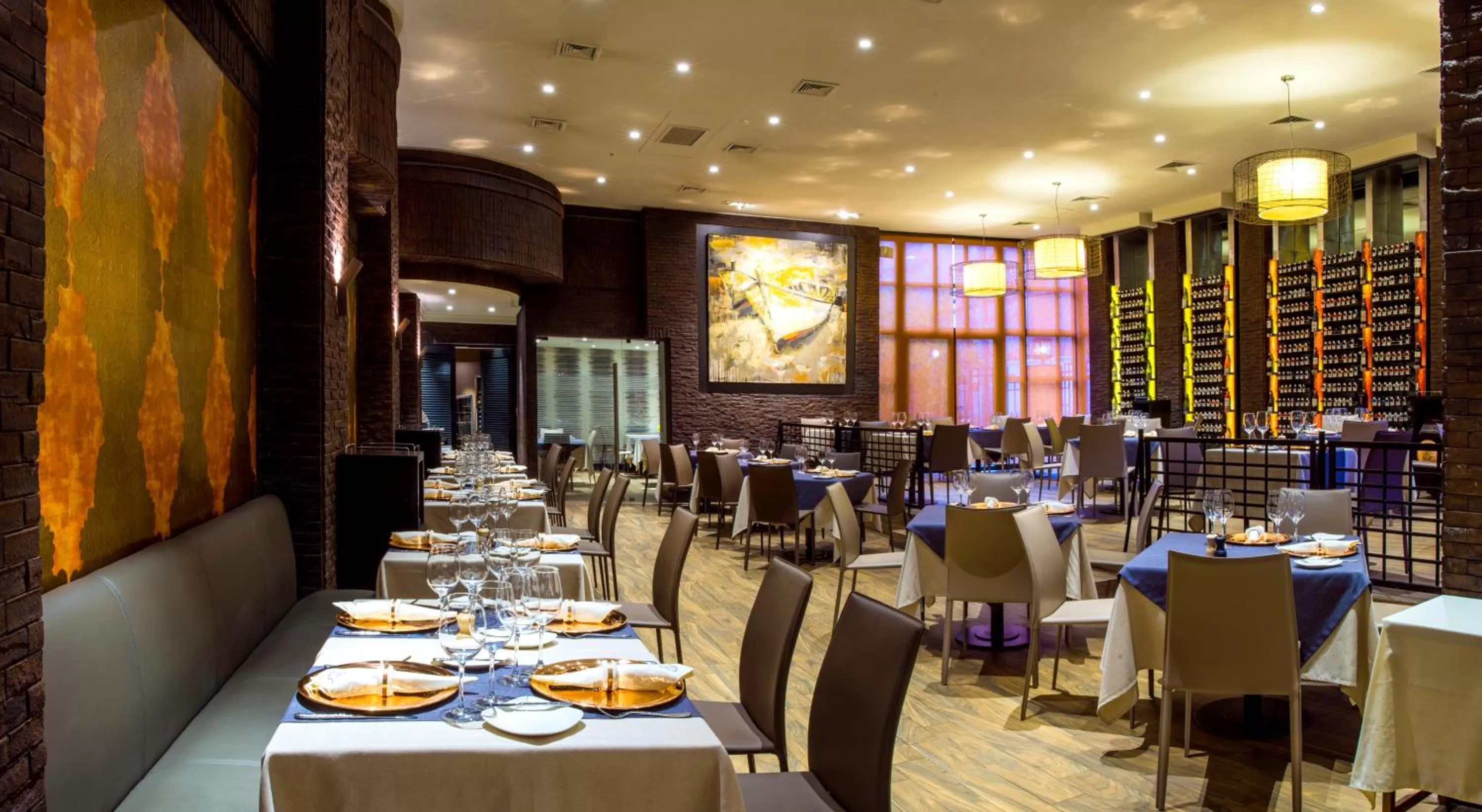 Restaurant/places to eat in InterContinental Santiago by IHG