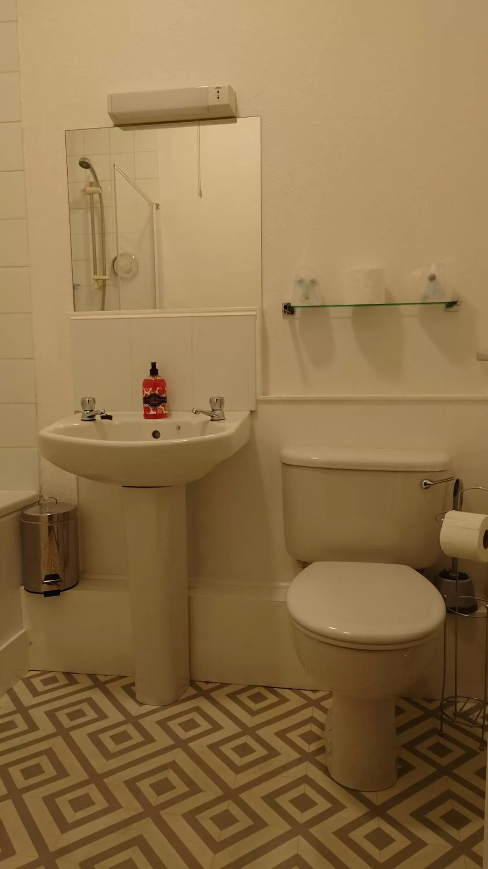Bathroom in Corner Hotel