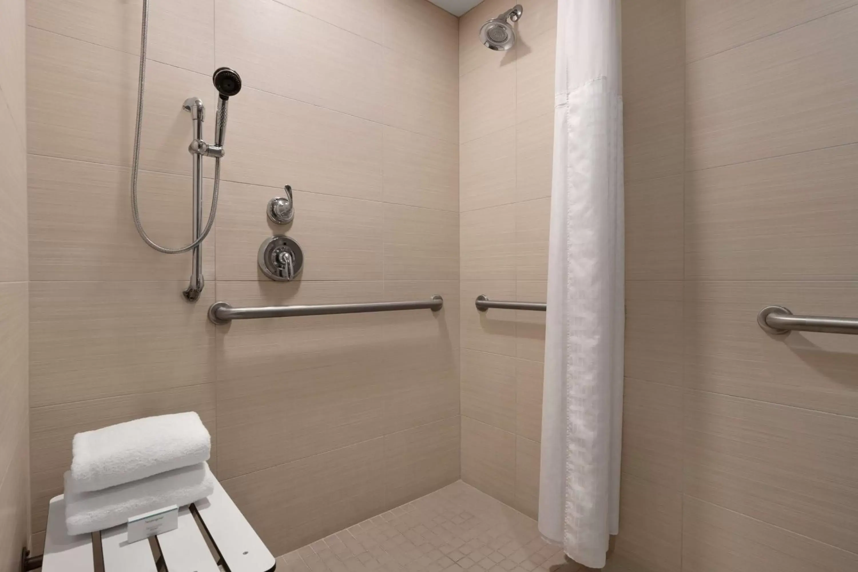 Bathroom in Homewood Suites University City Philadelphia