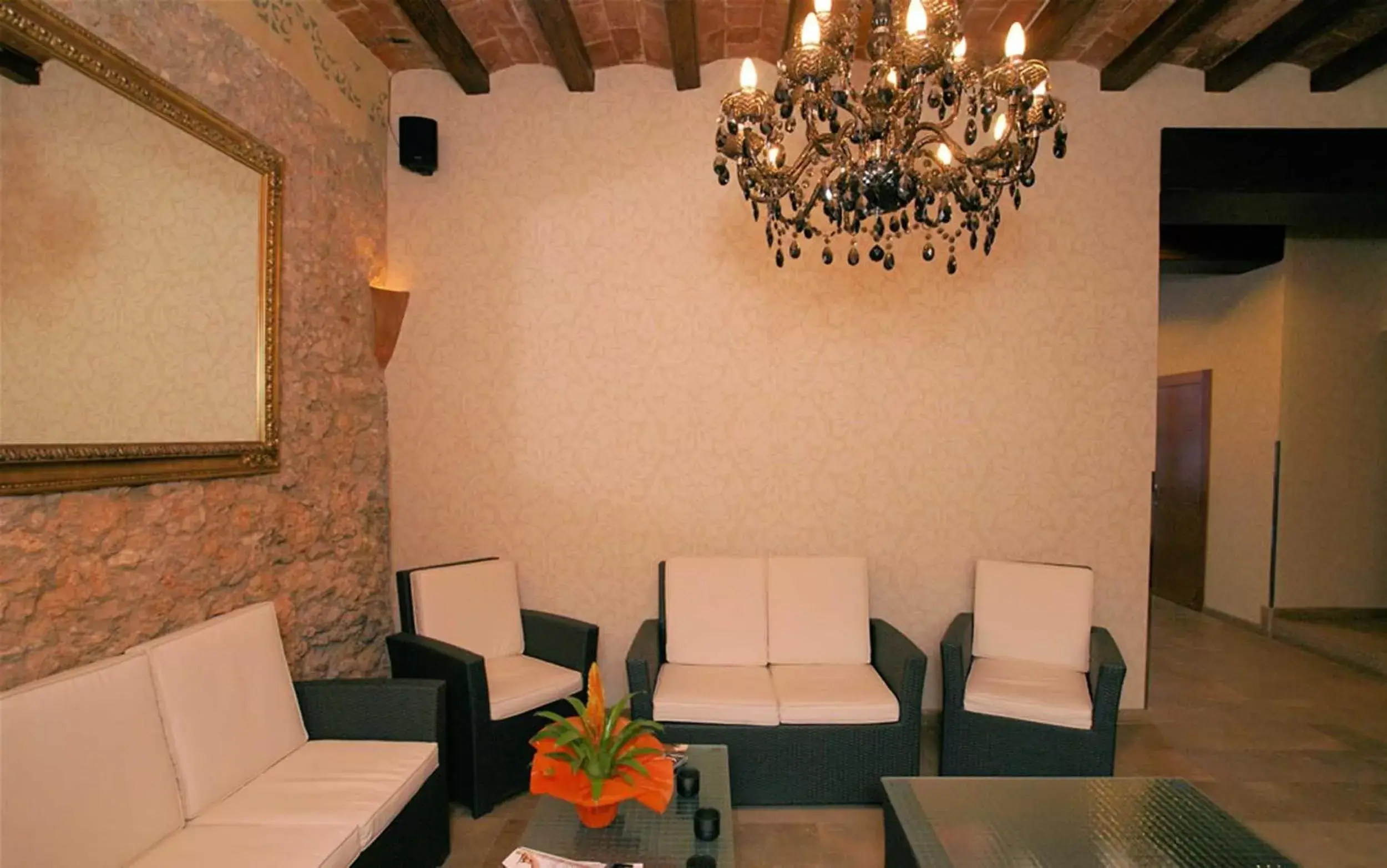 Lobby or reception, Seating Area in Parrots Sitges Hotel