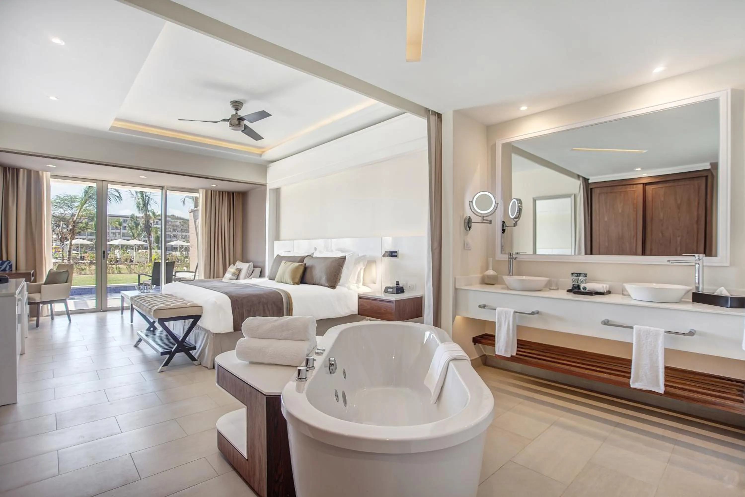 Bathroom in Royalton Saint Lucia, An Autograph Collection All-Inclusive Resort
