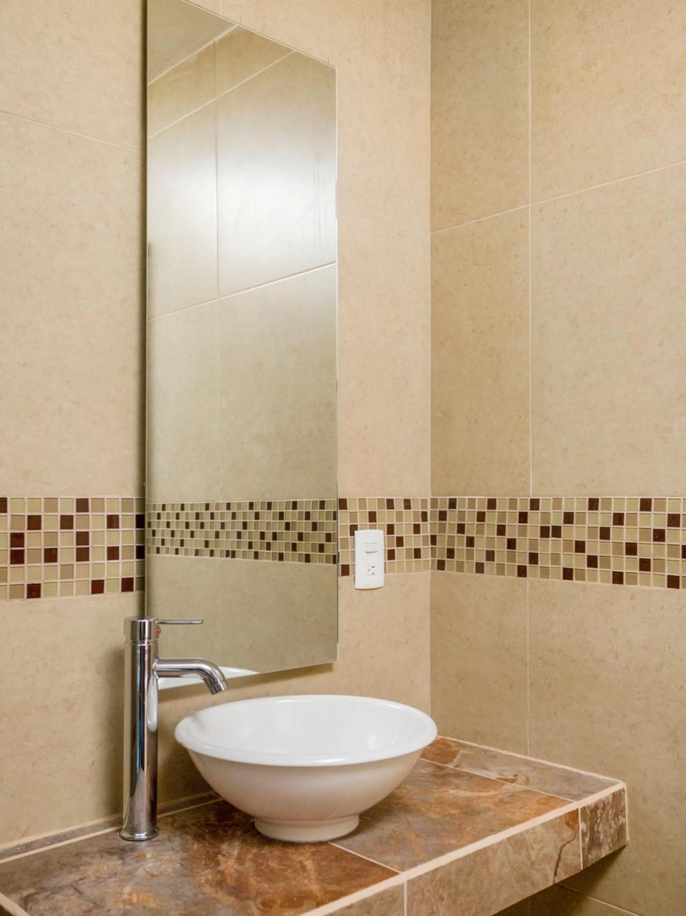 Bathroom in OYO Hotel Montes, Atlixco Puebla