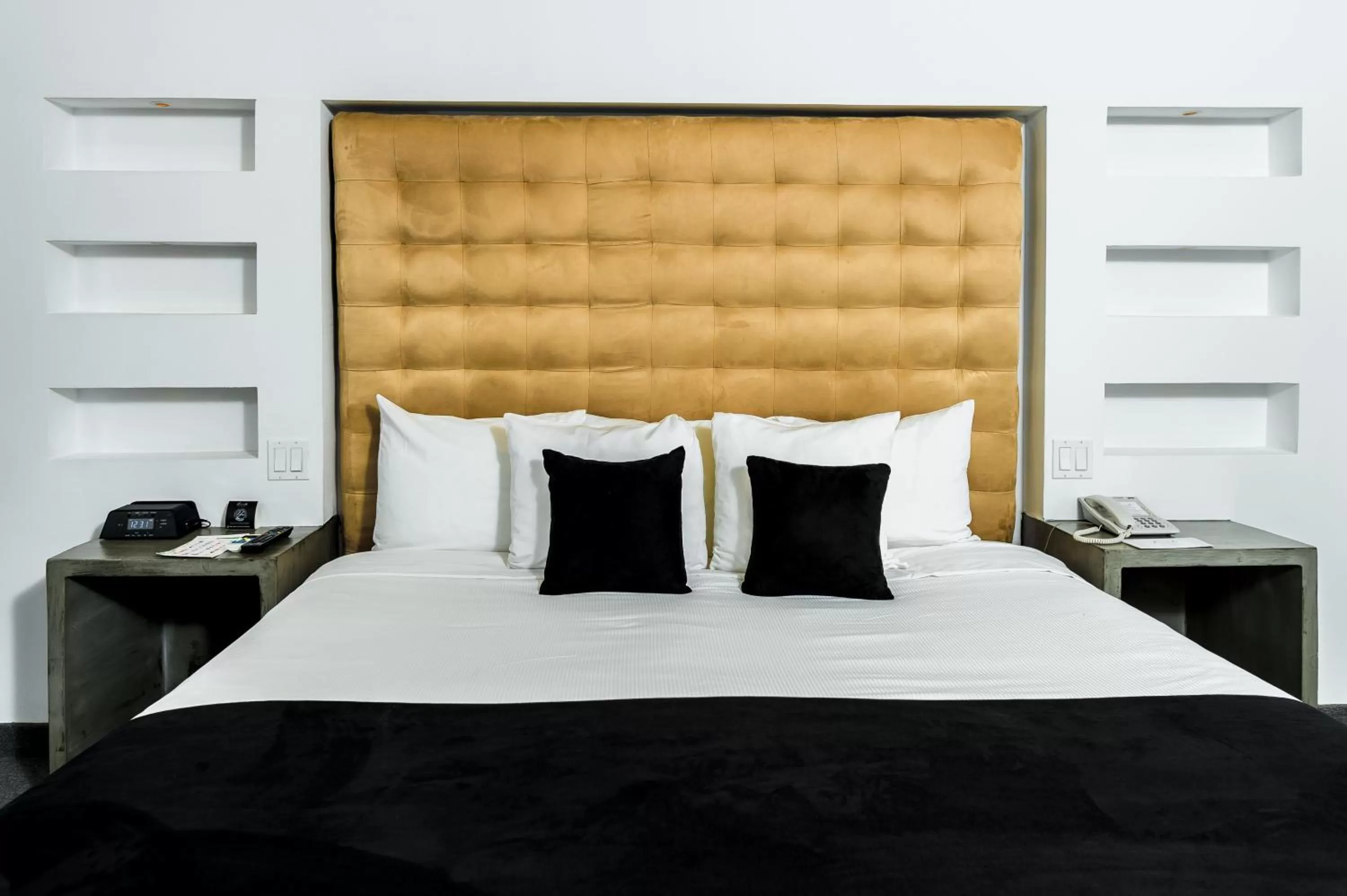 Bed in Riande Aeropuerto Hotel Casino