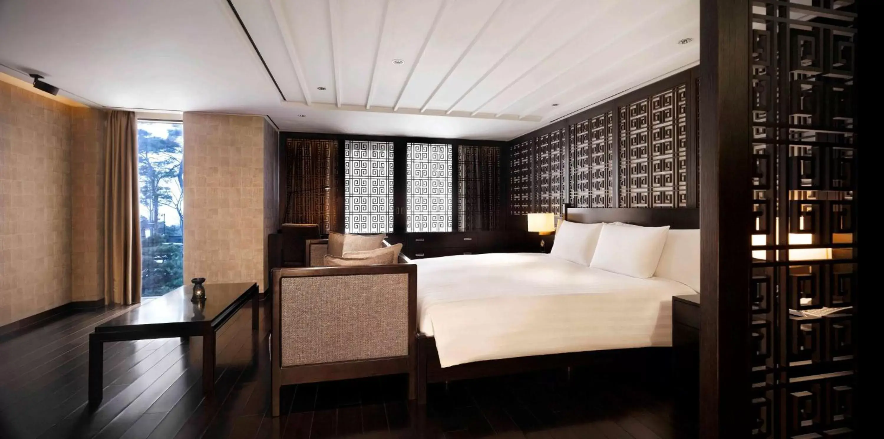 Bedroom, Bed in Banyan Tree Club & Spa Seoul