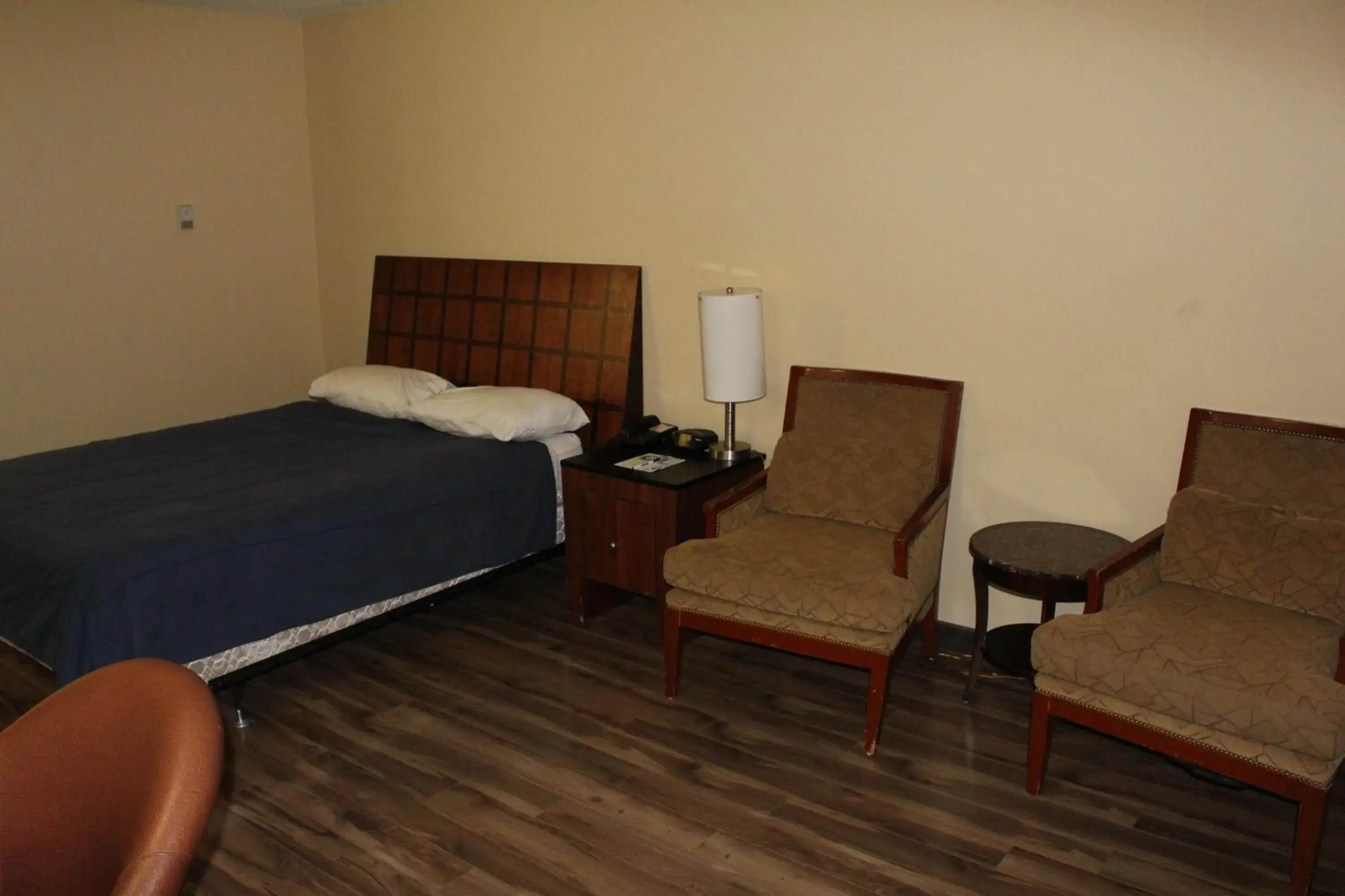 Bedroom in Travelodge by Wyndham Swift Current