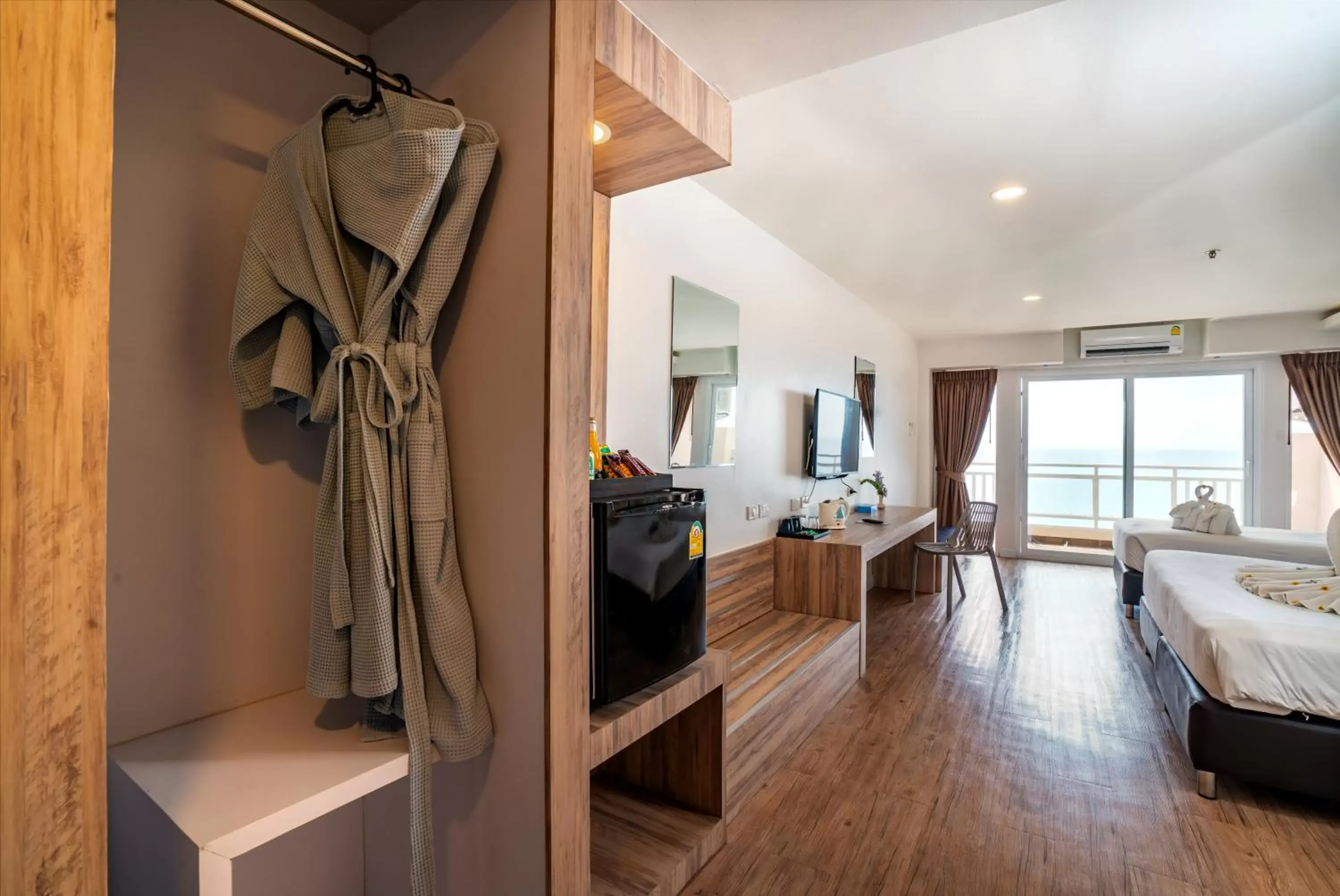 wardrobe, Bathroom in Royal Phala Cliff Beach Resort