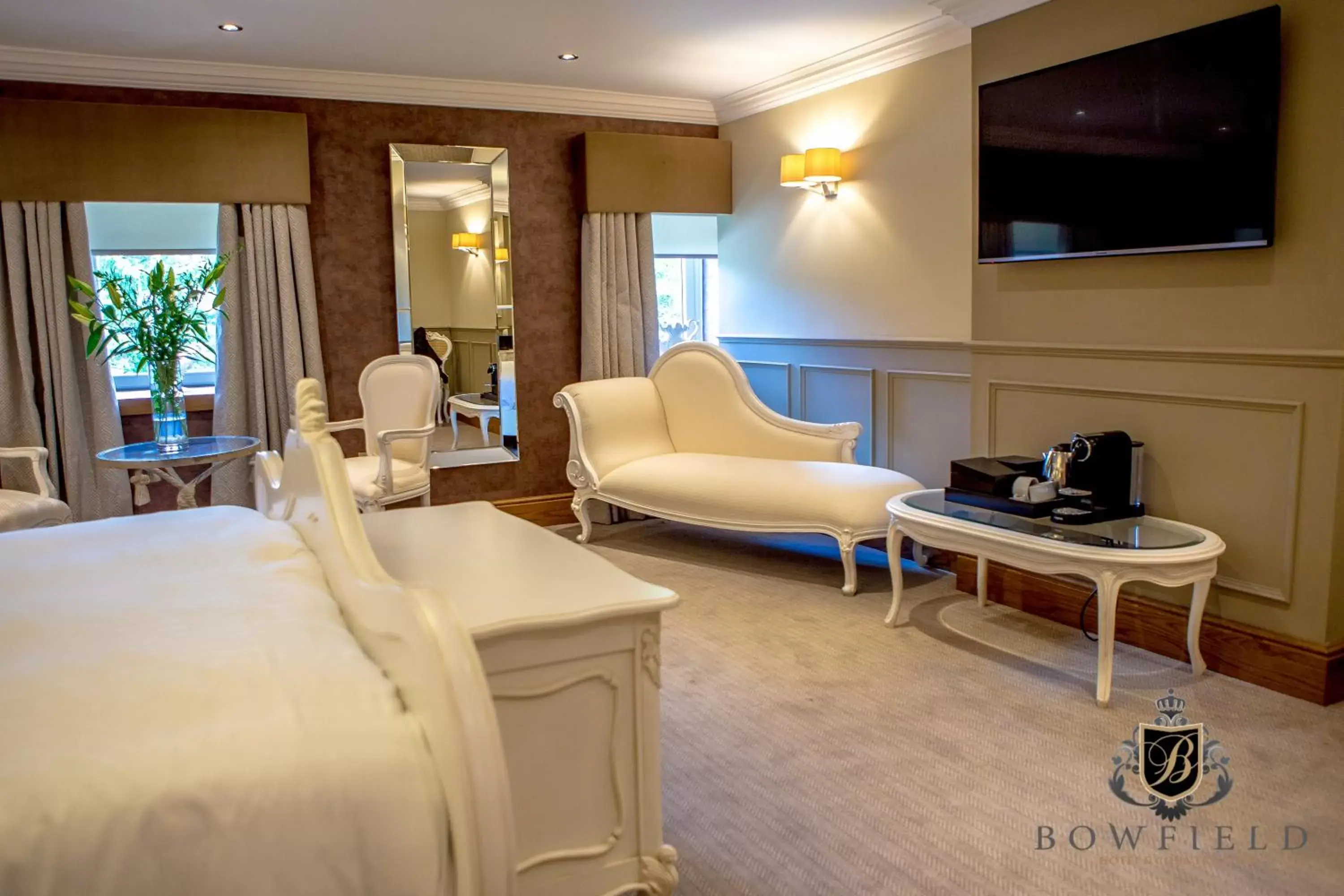 Bedroom, Seating Area in Bowfield Hotel and Spa