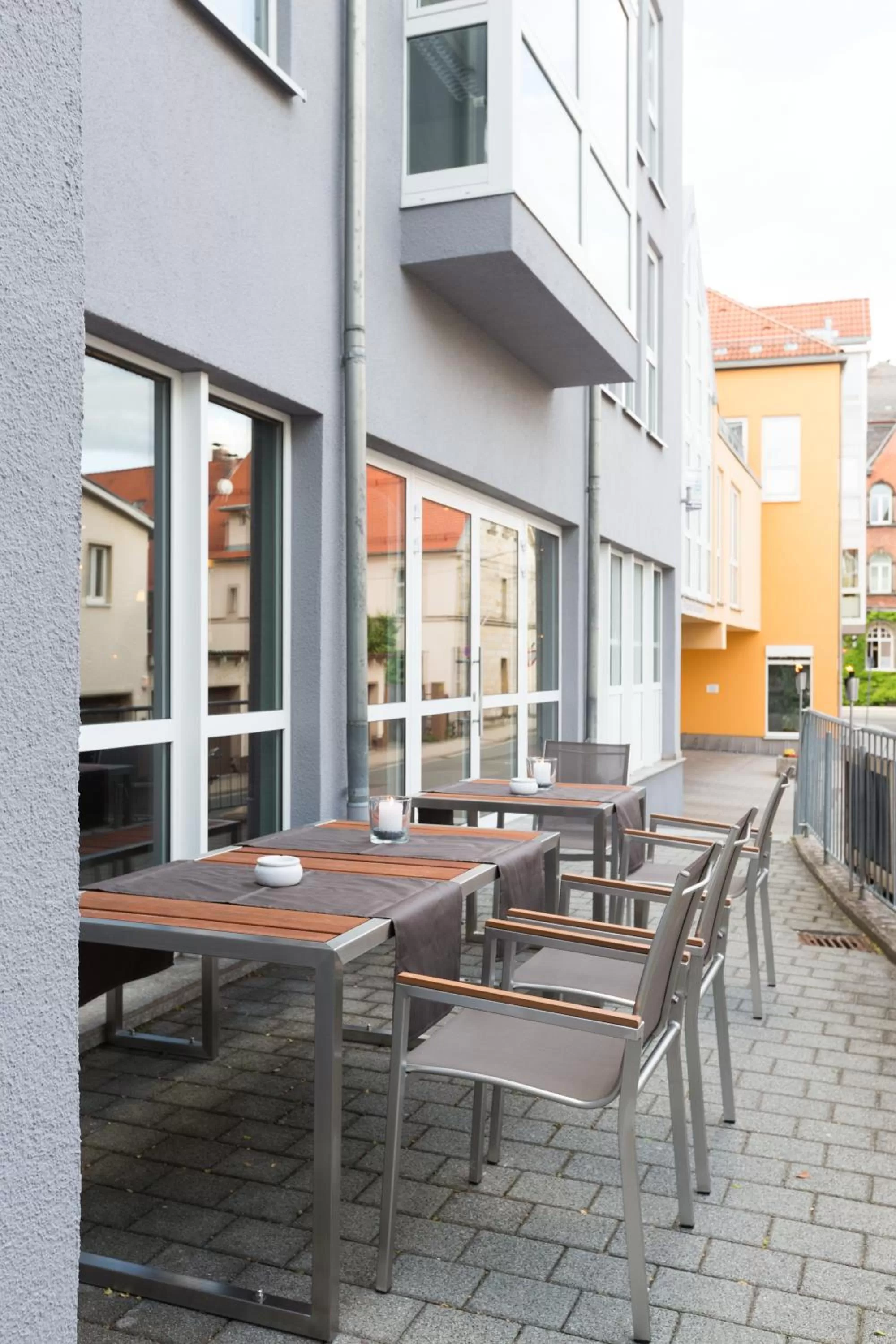 Facade/entrance in Hotel Rheingold