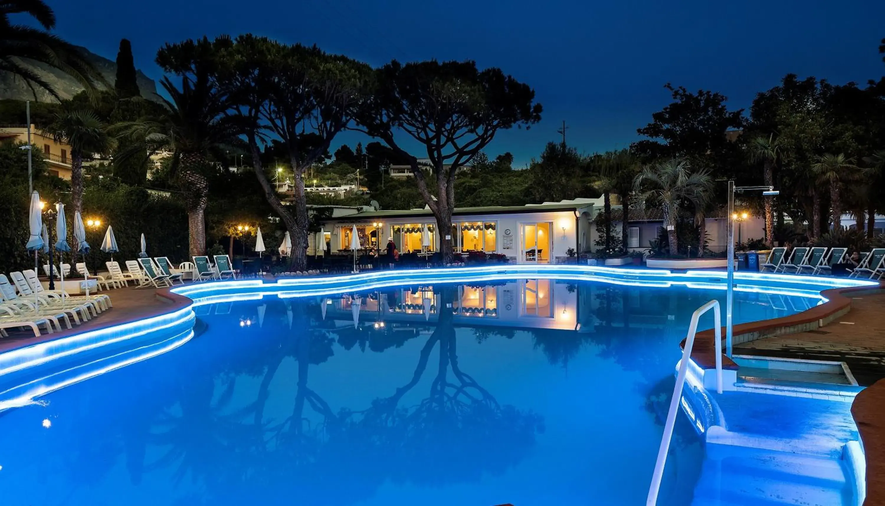 Swimming pool in Hotel Terme Park Imperial