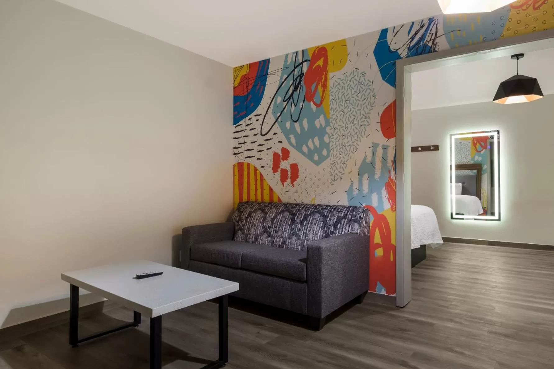 Bed in Signature Inn Houston Galleria